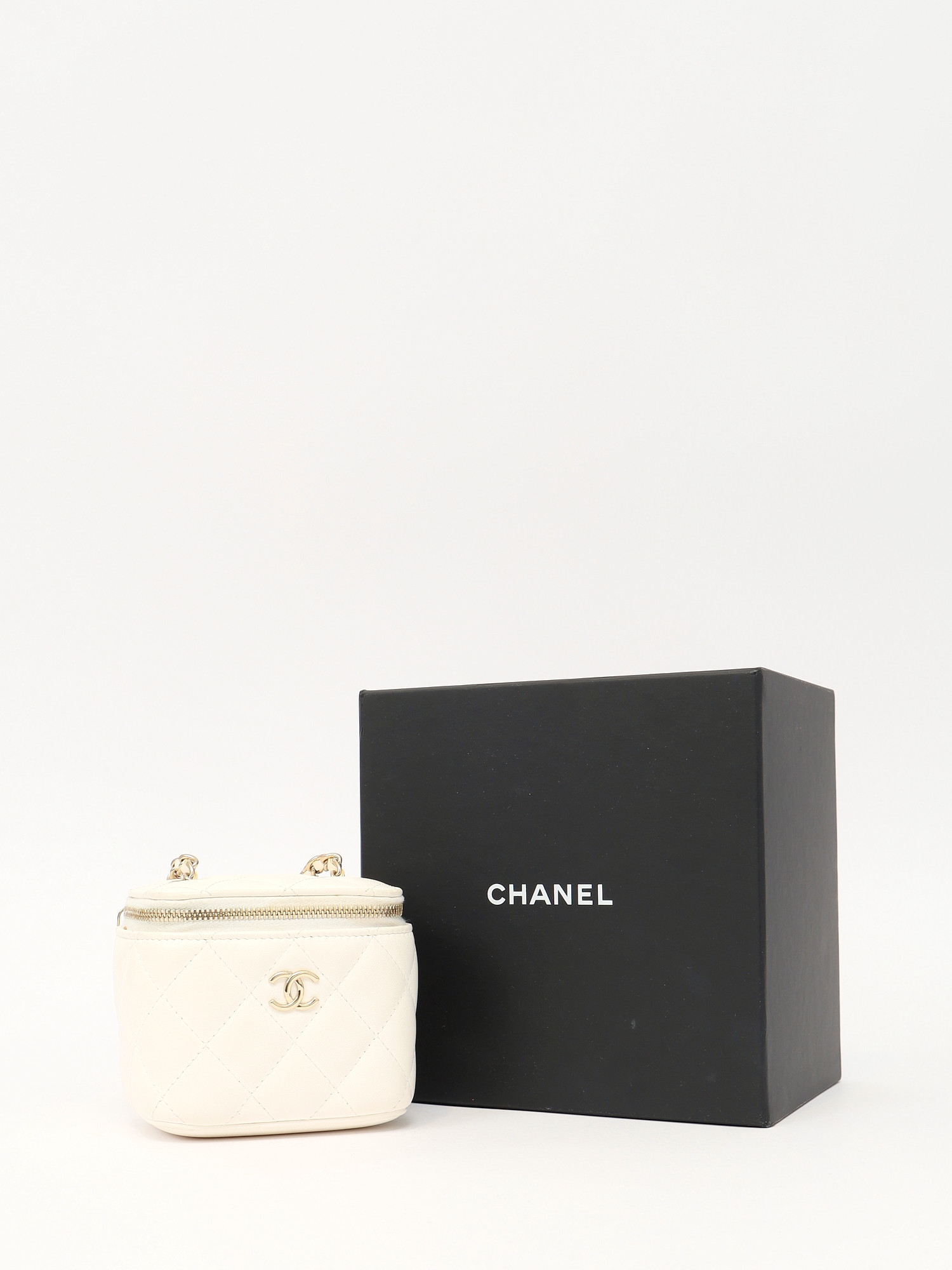 Chanel Vanity  5