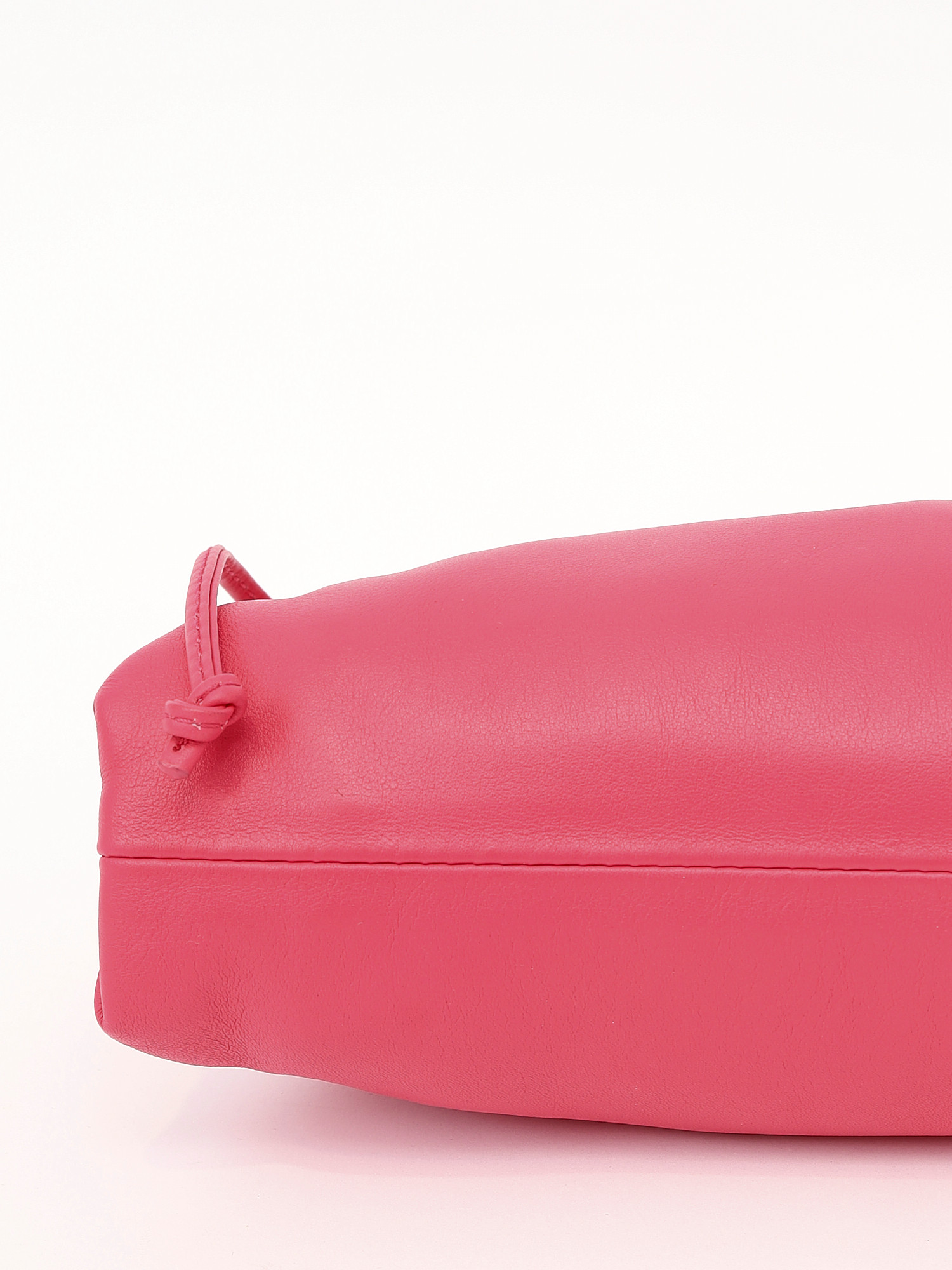Сумки Bottega Veneta Pouch изображение #8