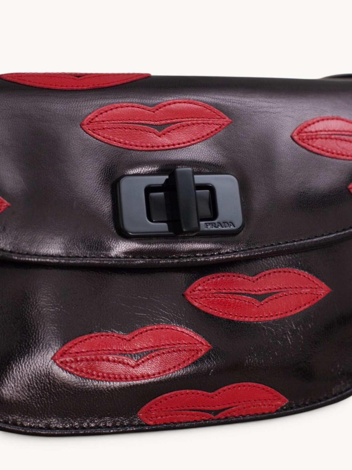 Сумки Prada Lips изображение #5