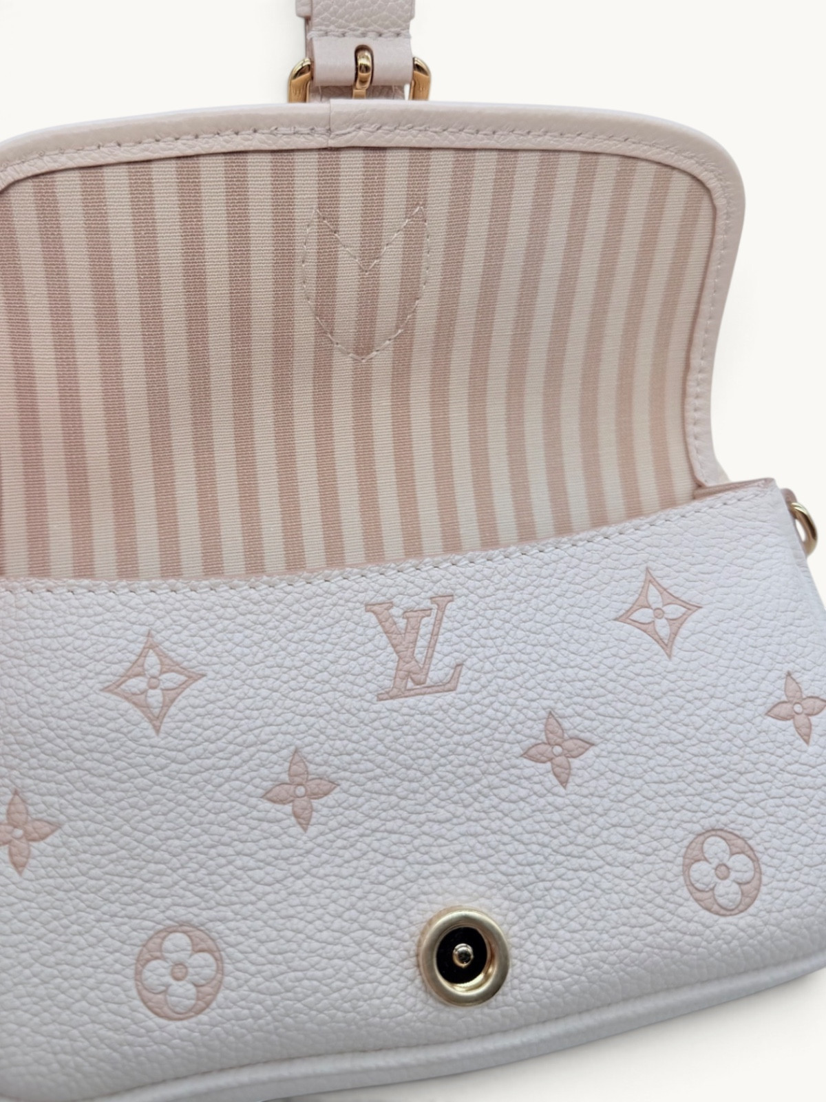 Сумки Louis Vuitton Diane изображение #4