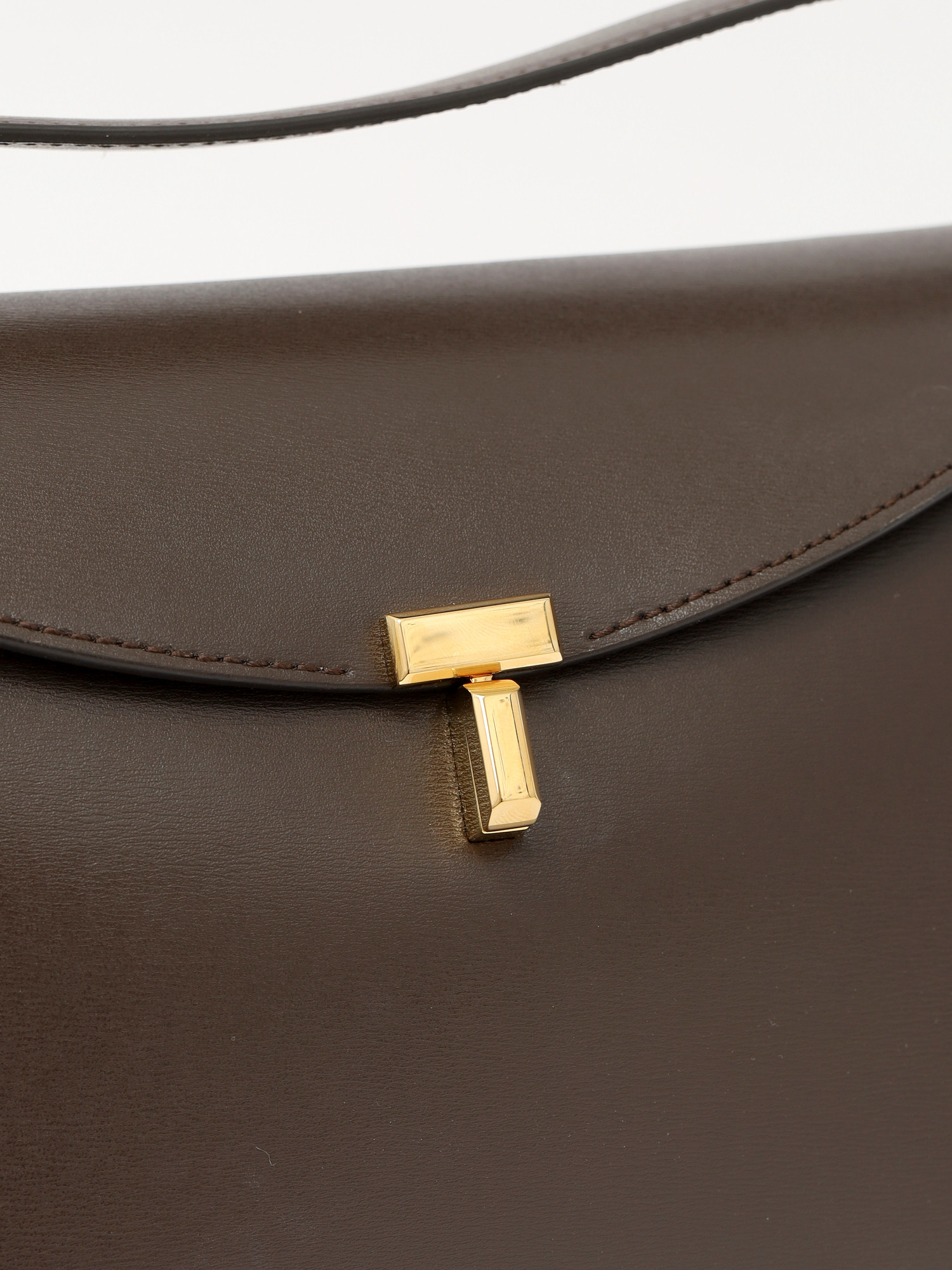Сумки Toteme T-lock изображение #6