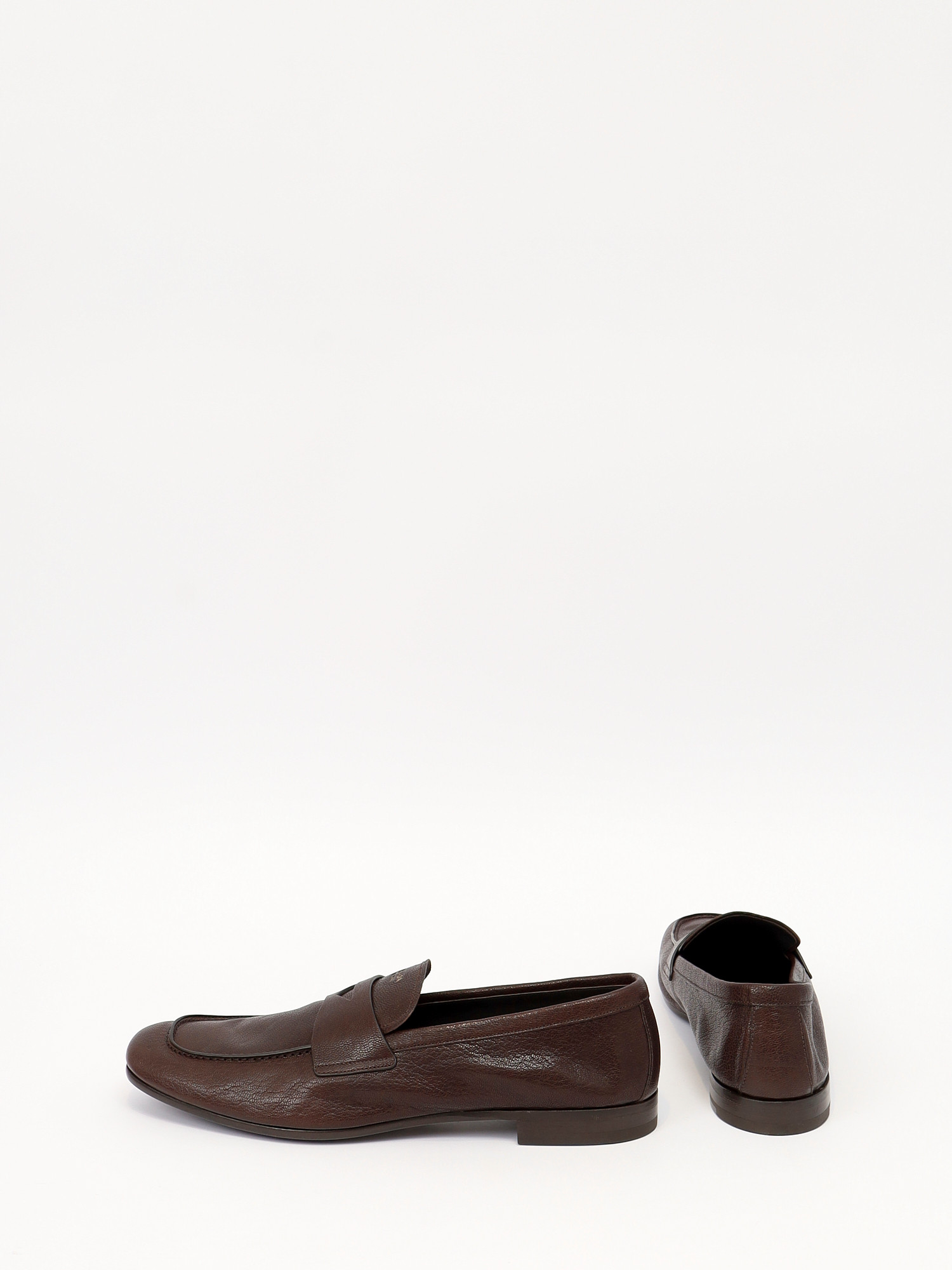 Prada  45,5 5