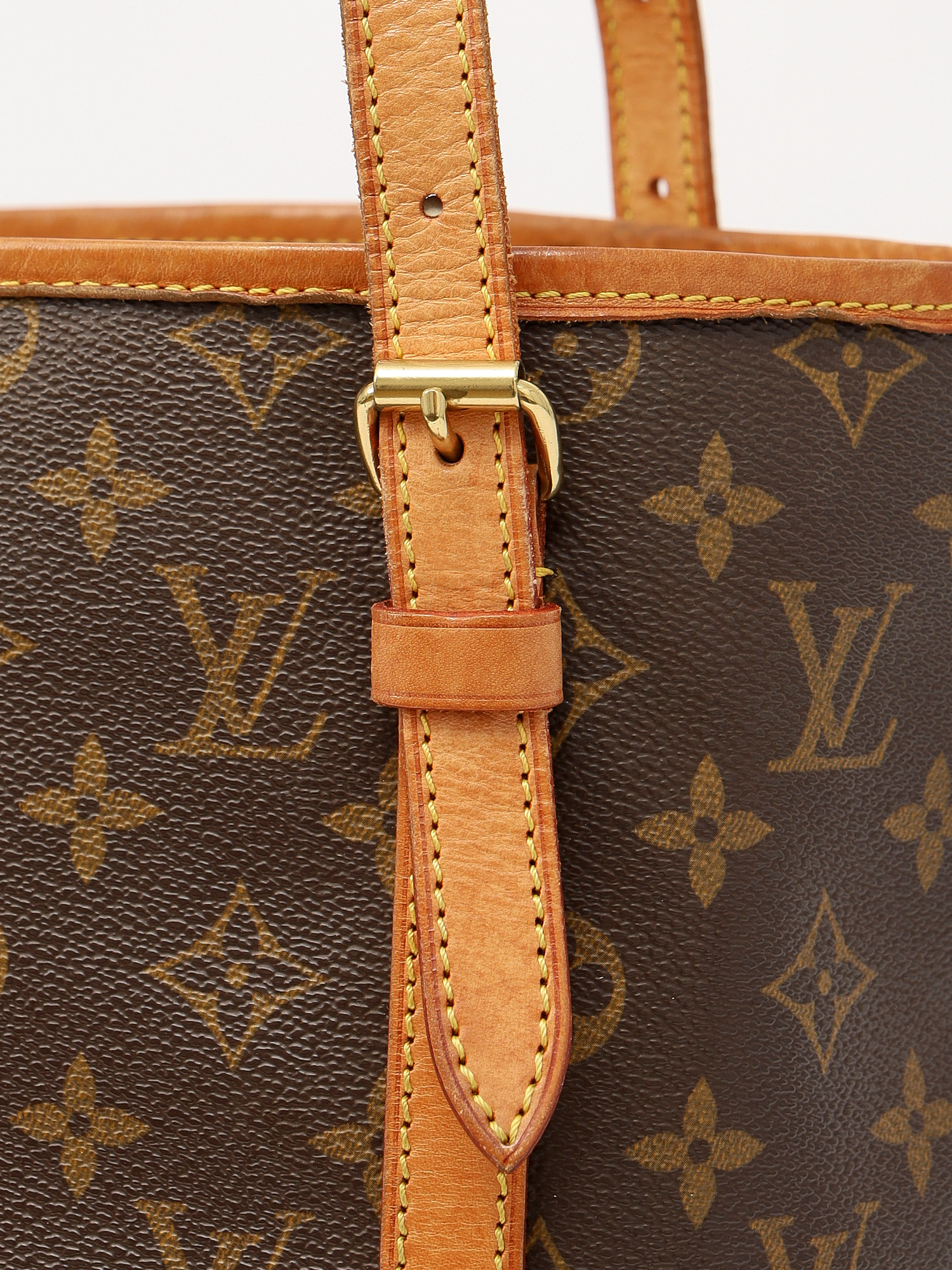 Louis Vuitton Bucket  5