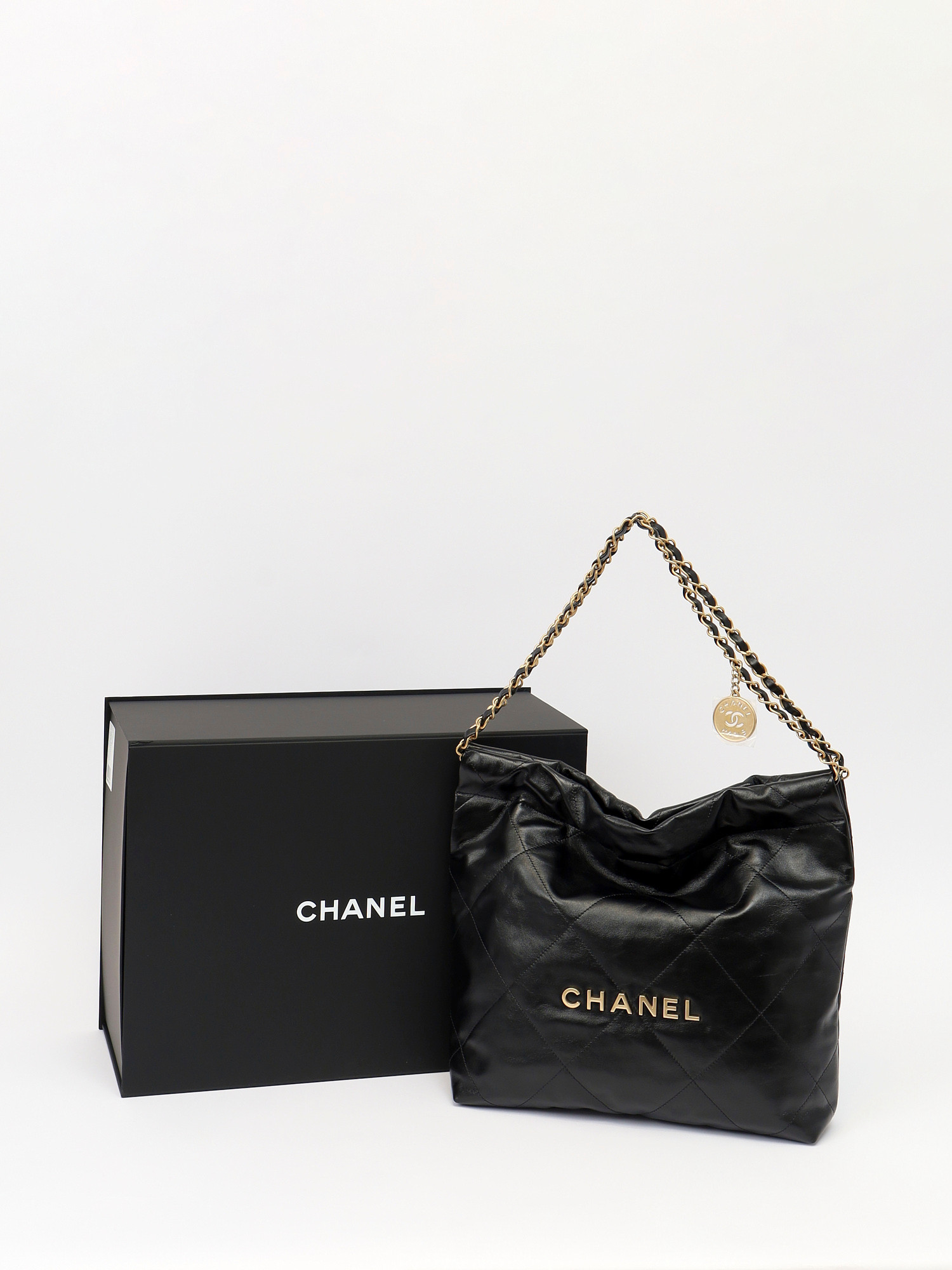 Chanel 22  5