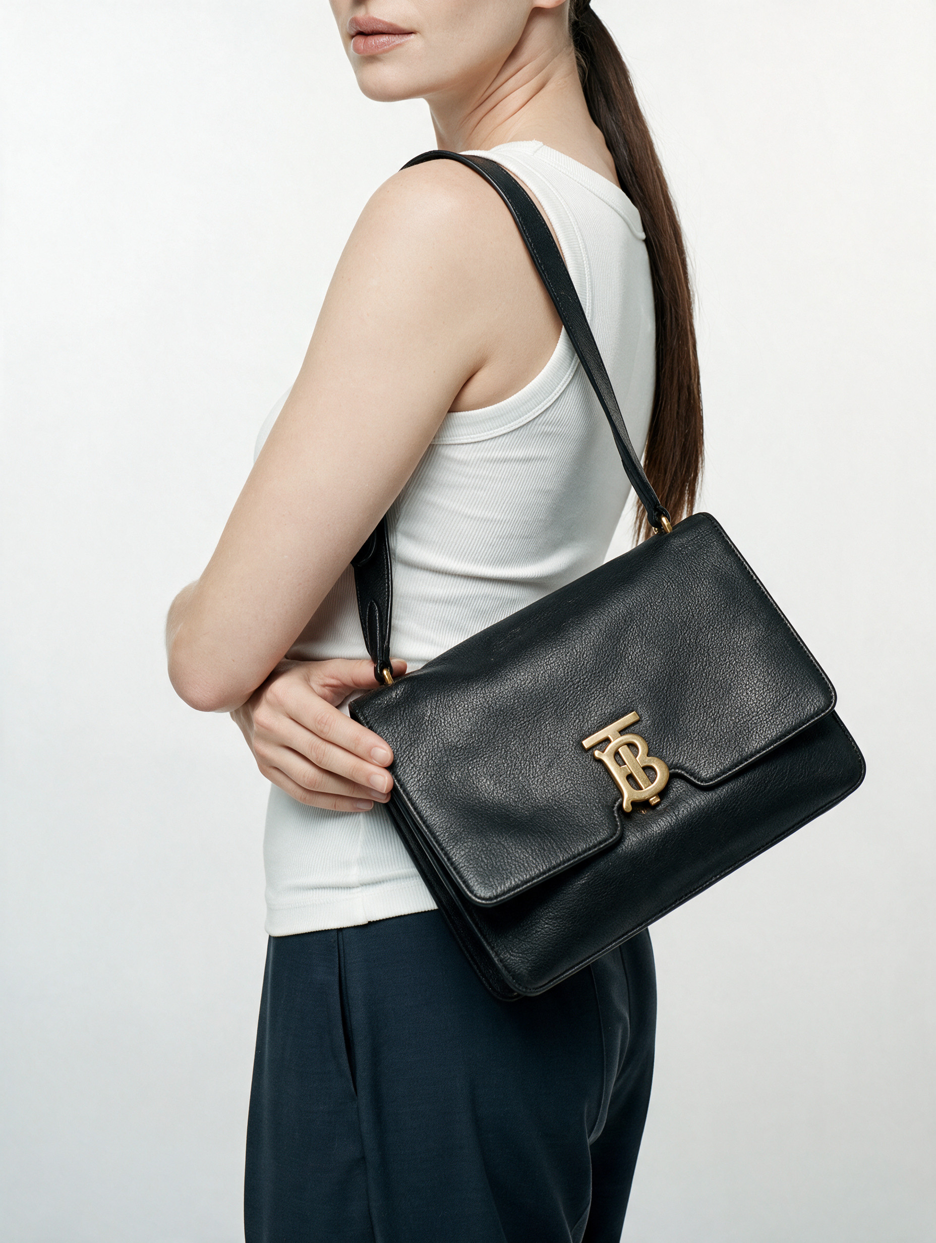 Burberry TB  2