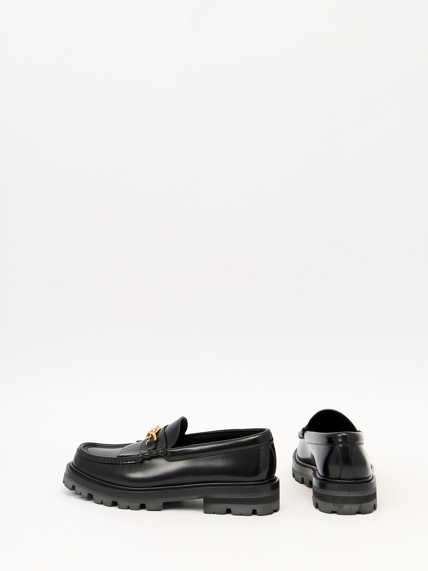 Celine Margaret 40 5