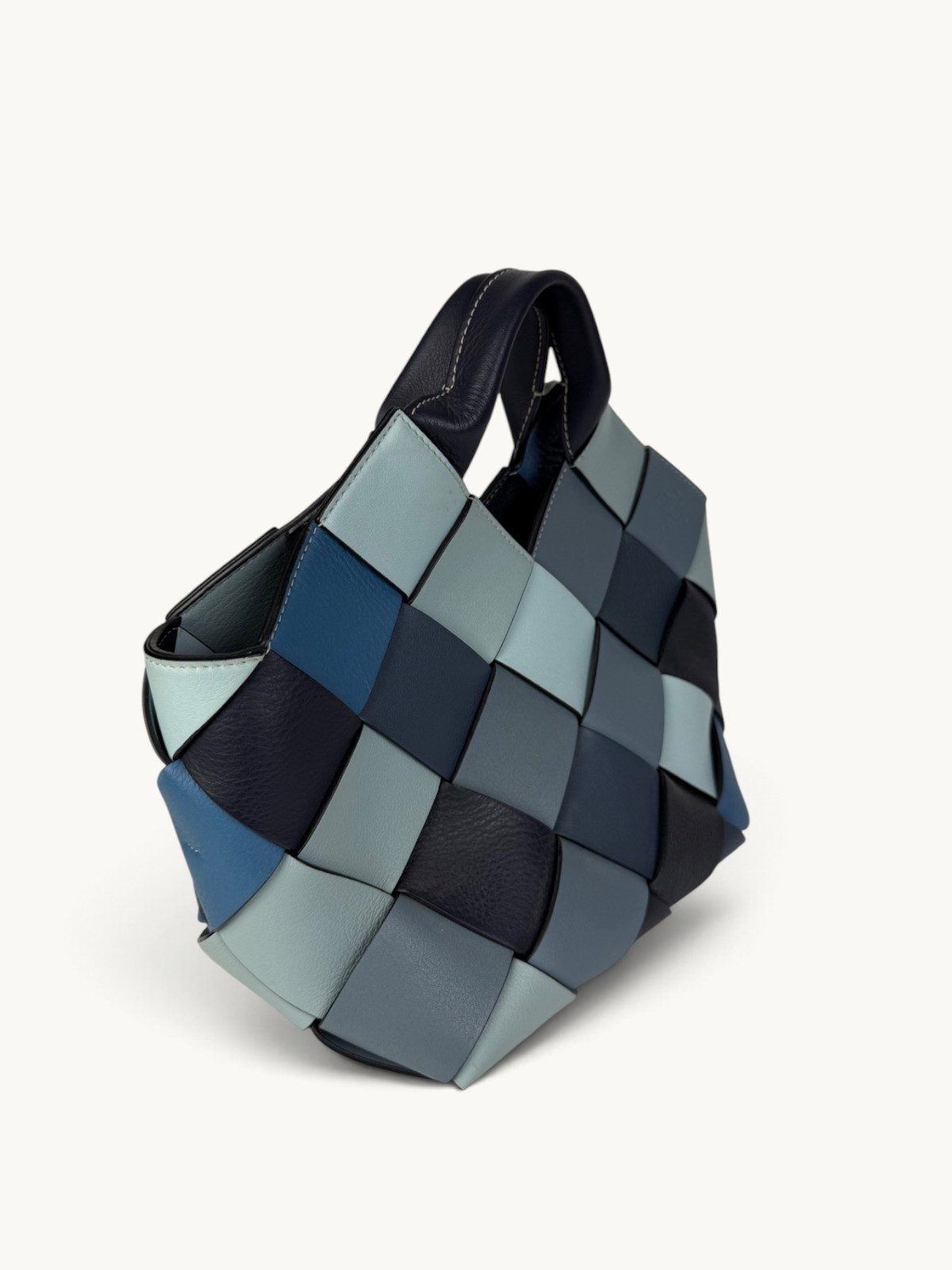 Loewe Woven  5