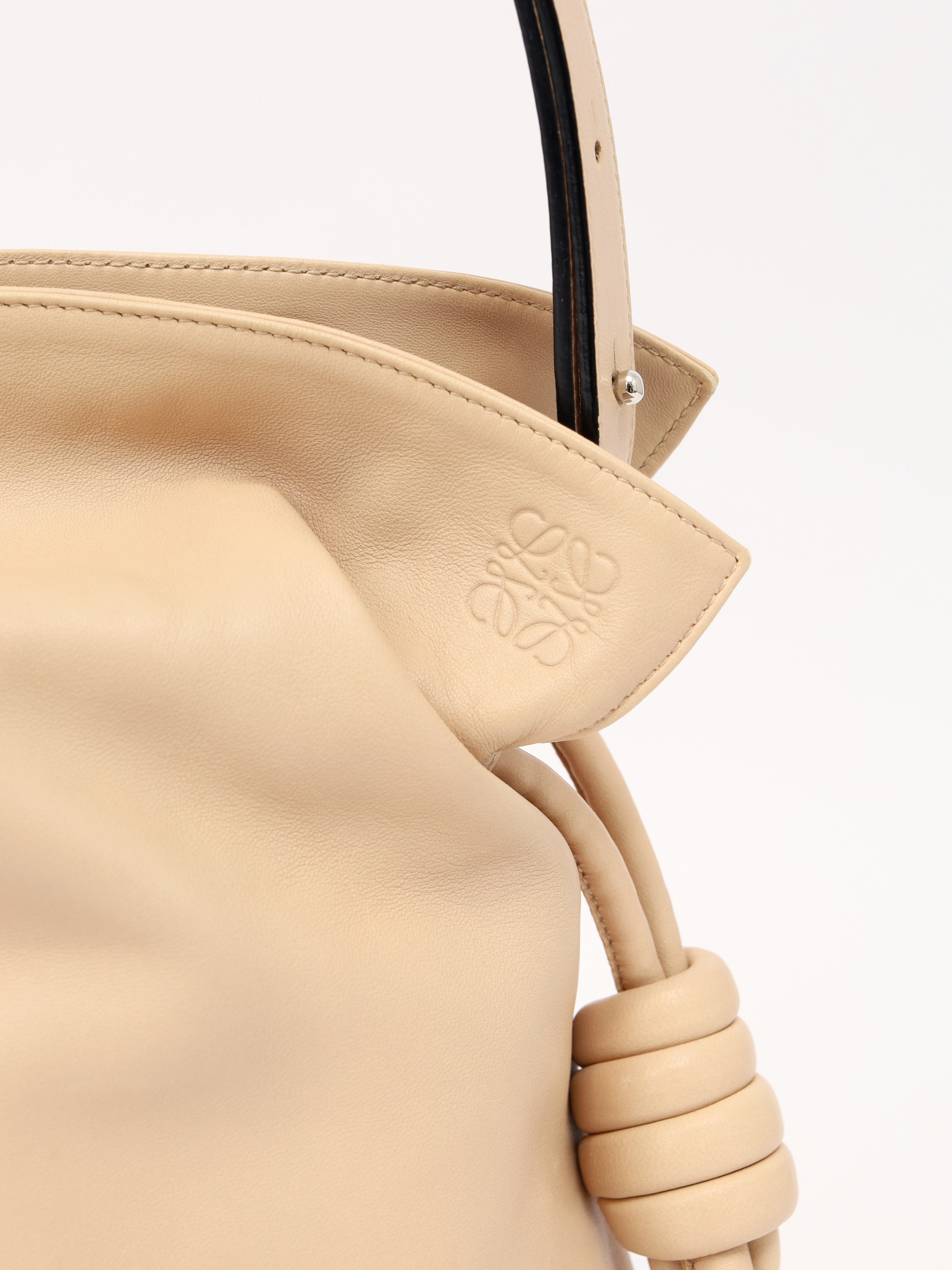 Loewe Flamenco  5