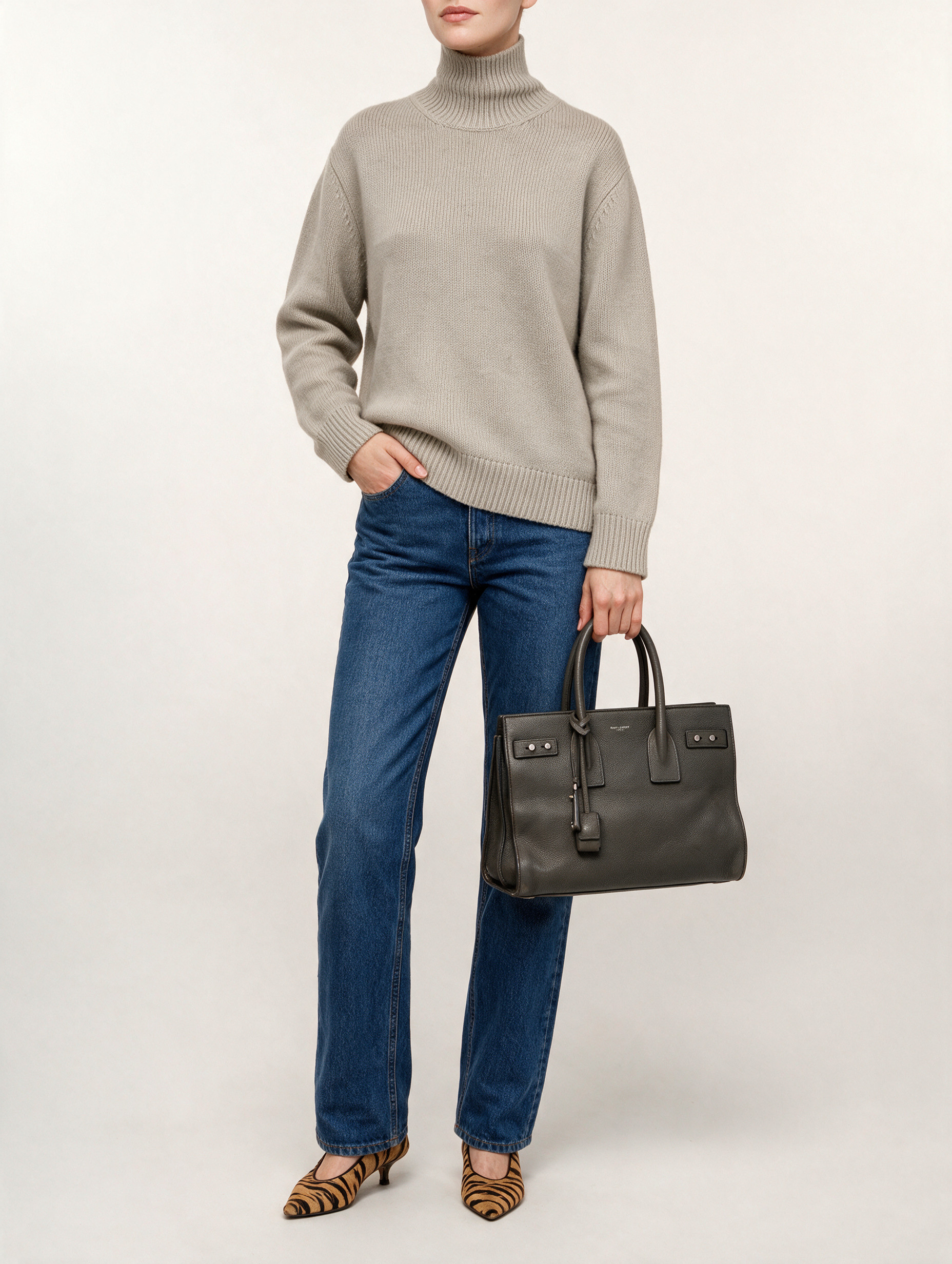 Saint Laurent Sac De Jour  2