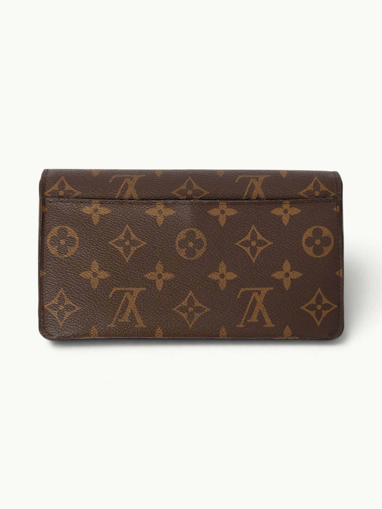 Louis Vuitton   2