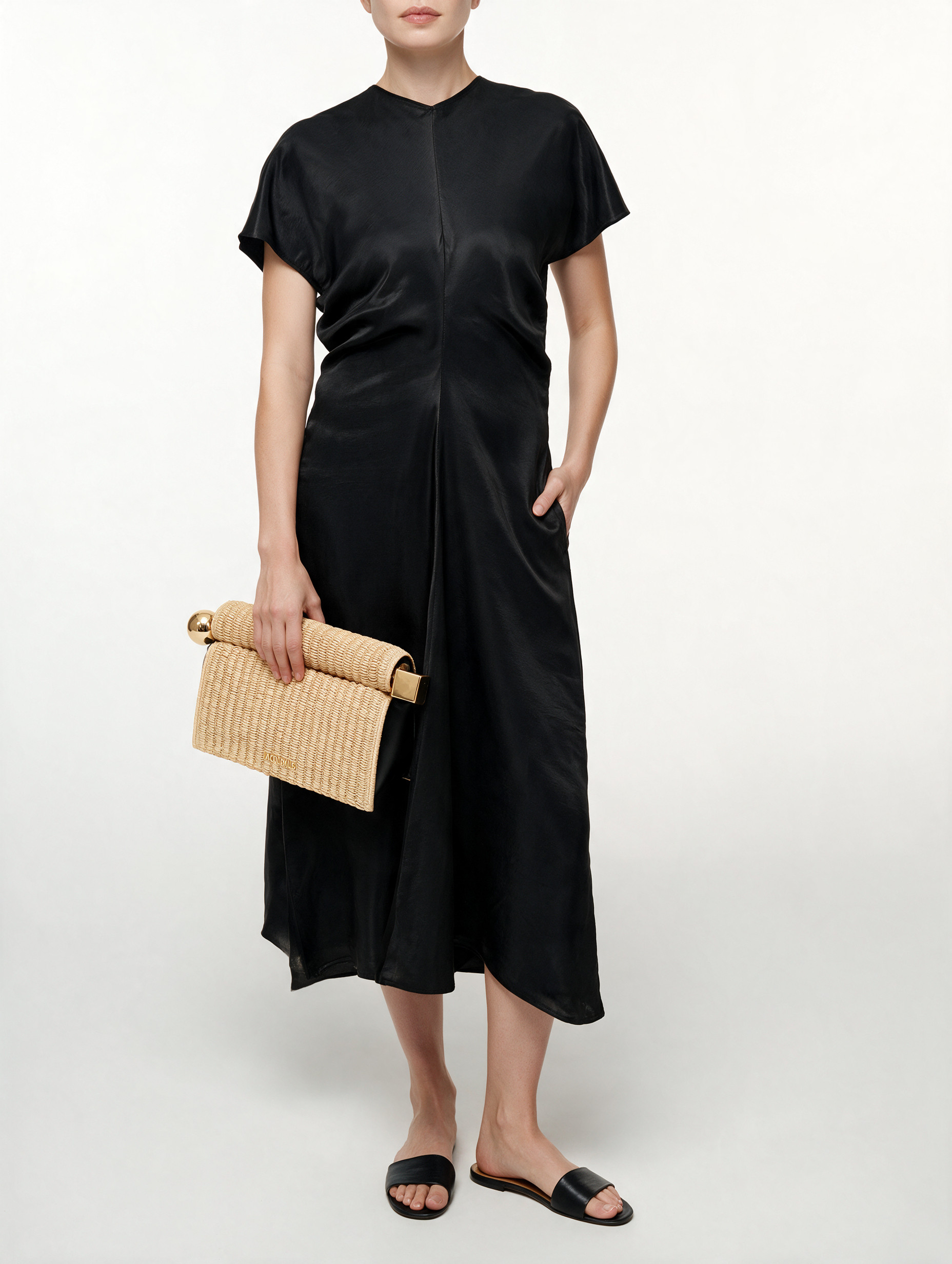 Jacquemus Le Rond Carre  2