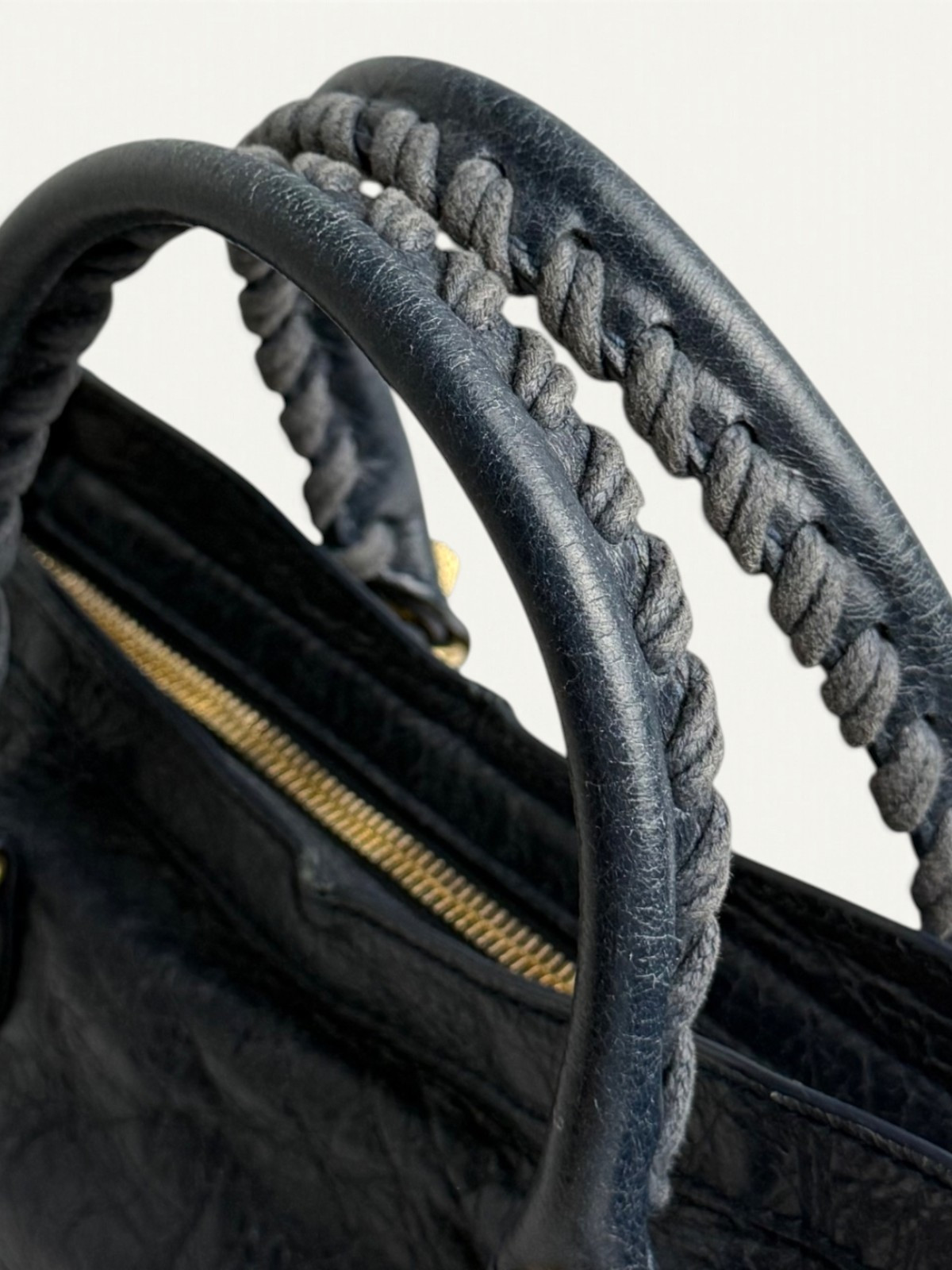 Balenciaga City  5