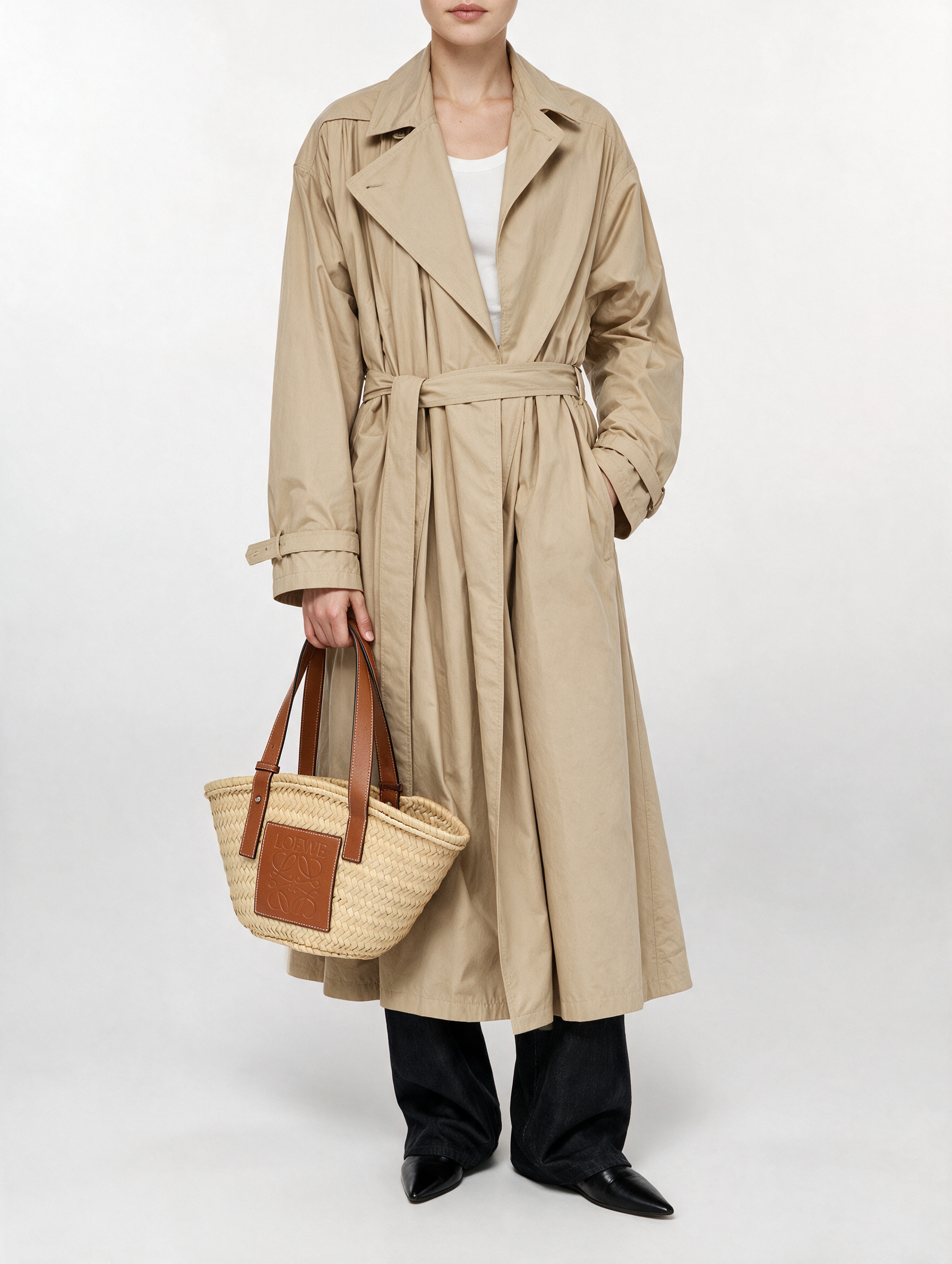Loewe Raffia Busket  2