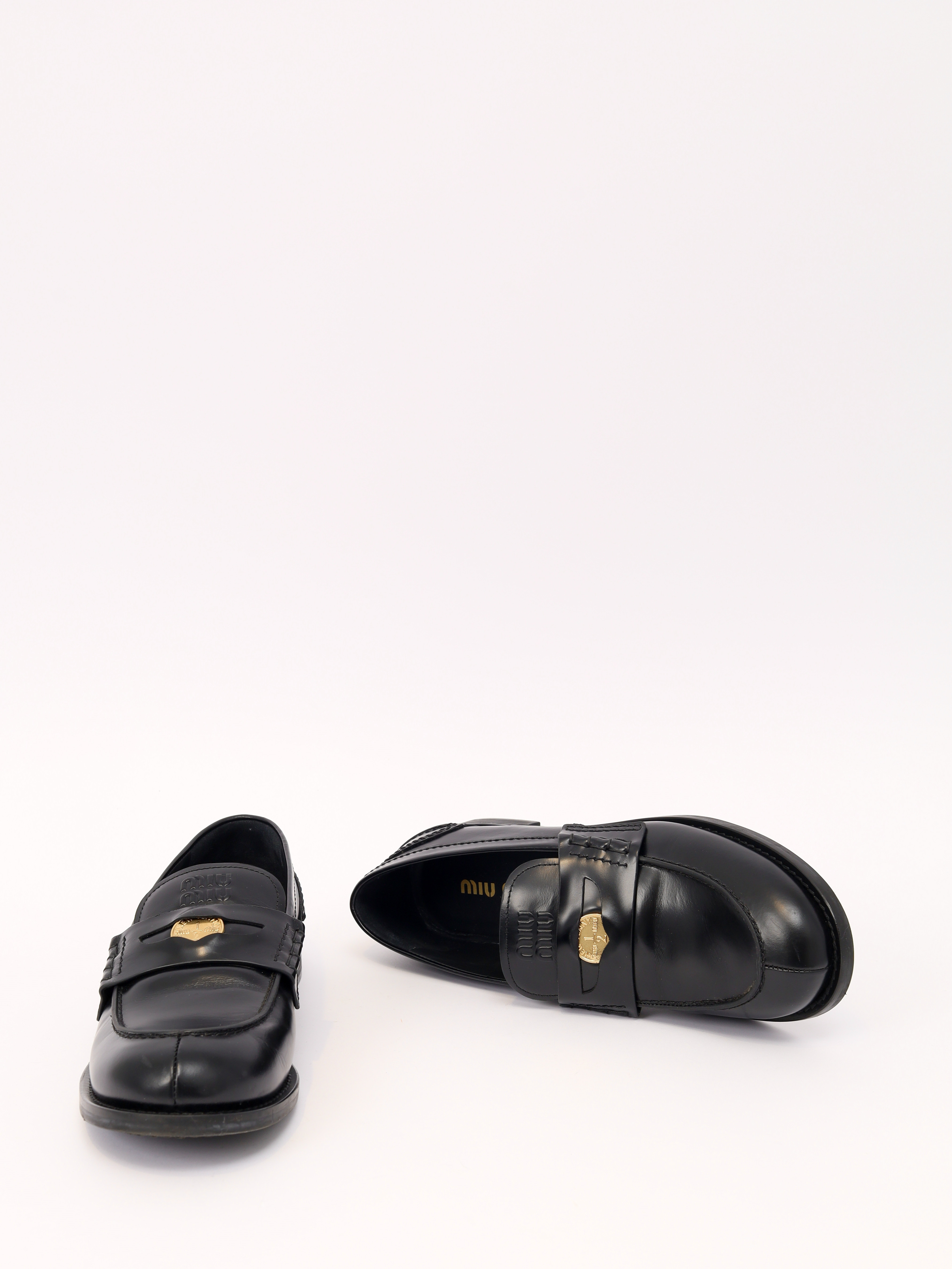 Miu Miu  41 5