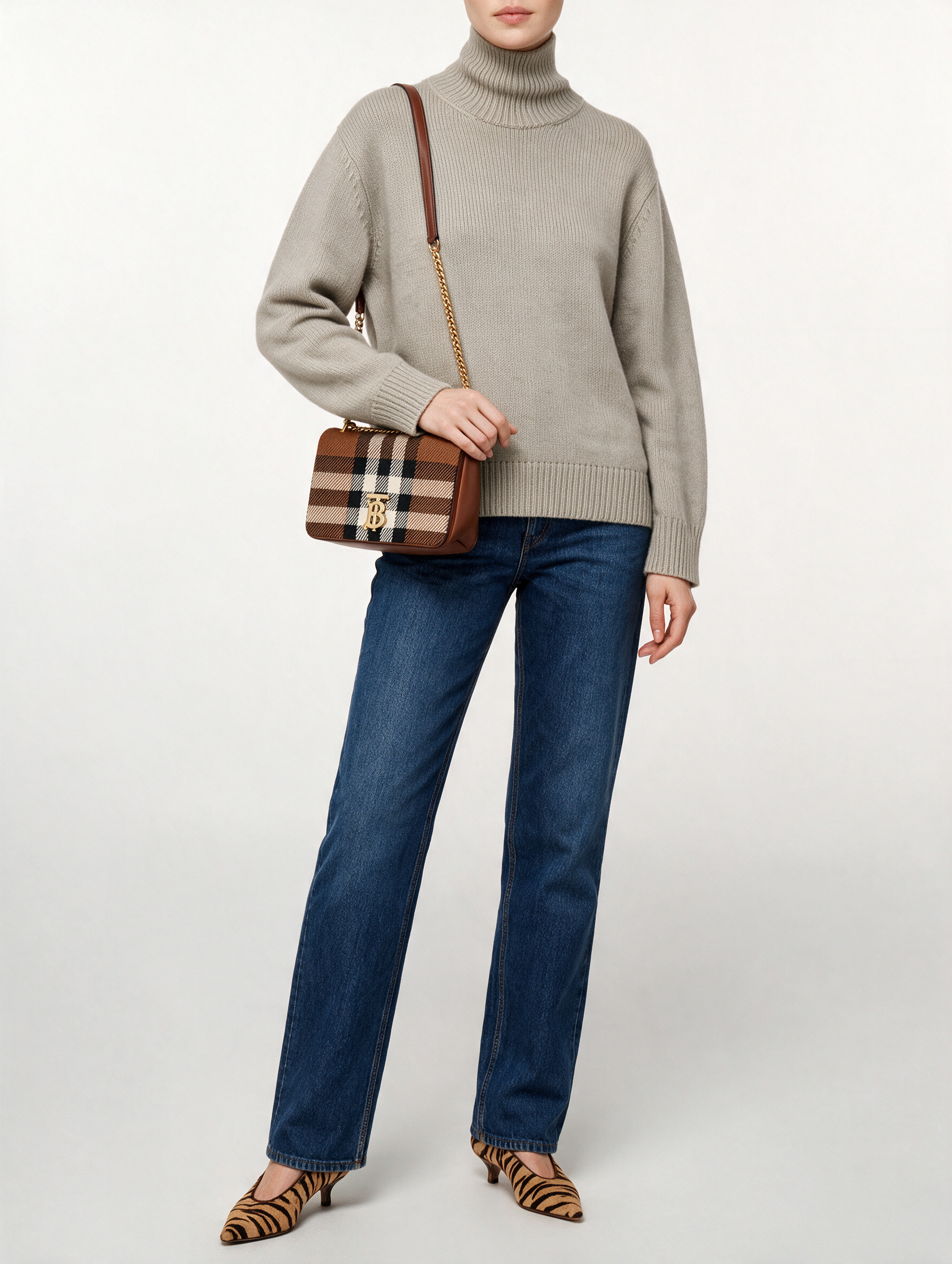 Burberry Lola  2