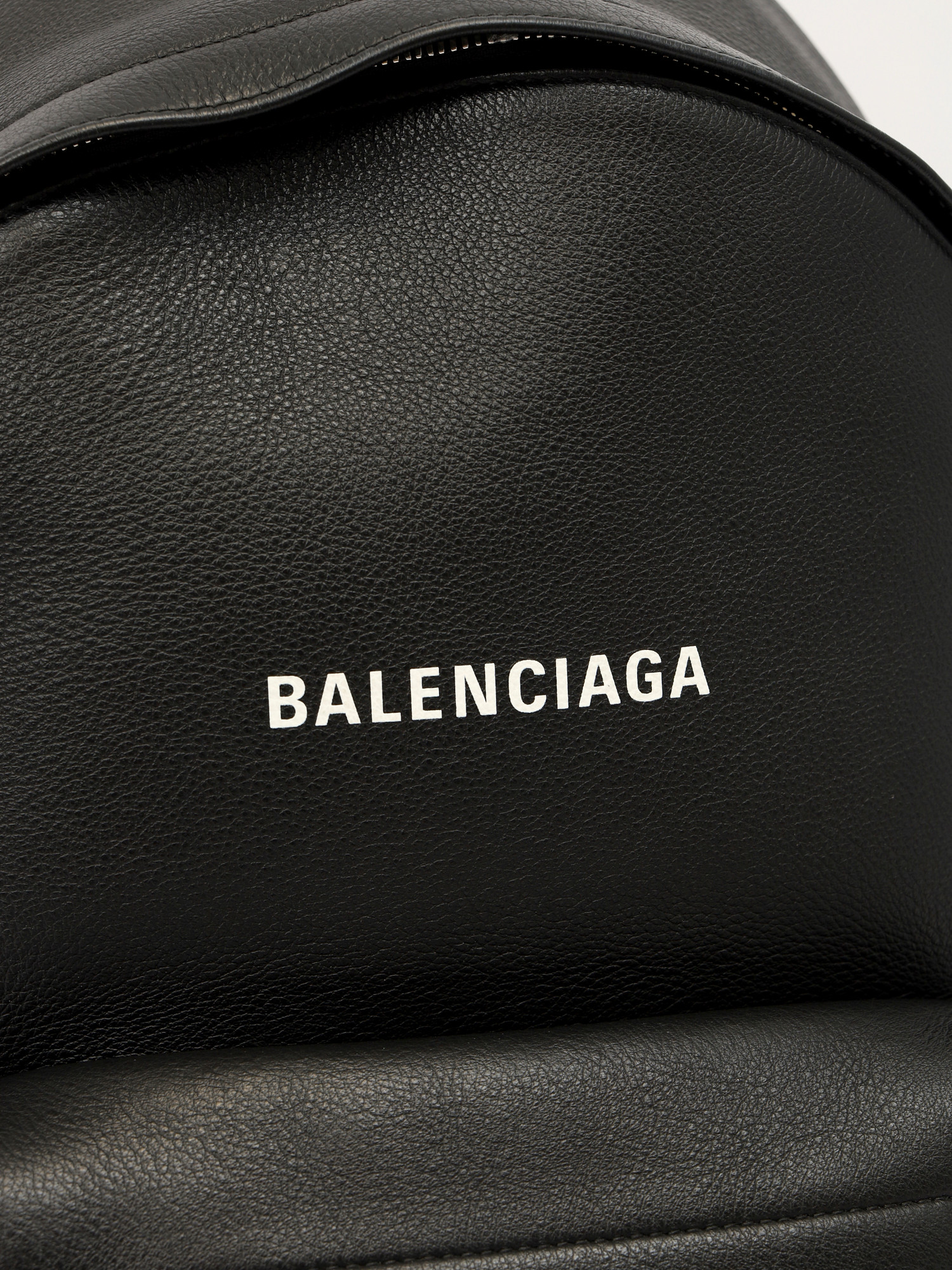 Balenciaga Everyday  5