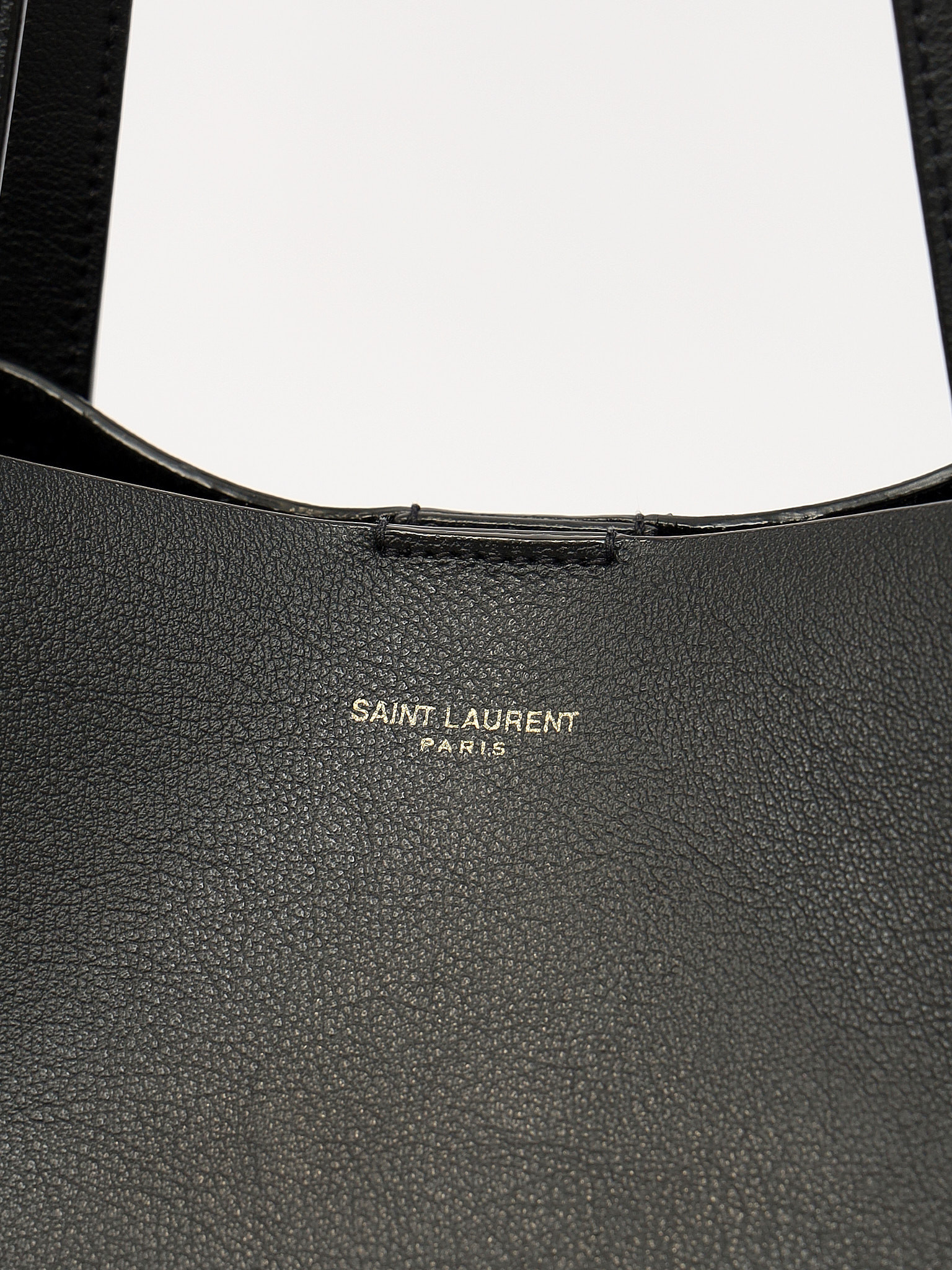 Saint Laurent Shopping  5