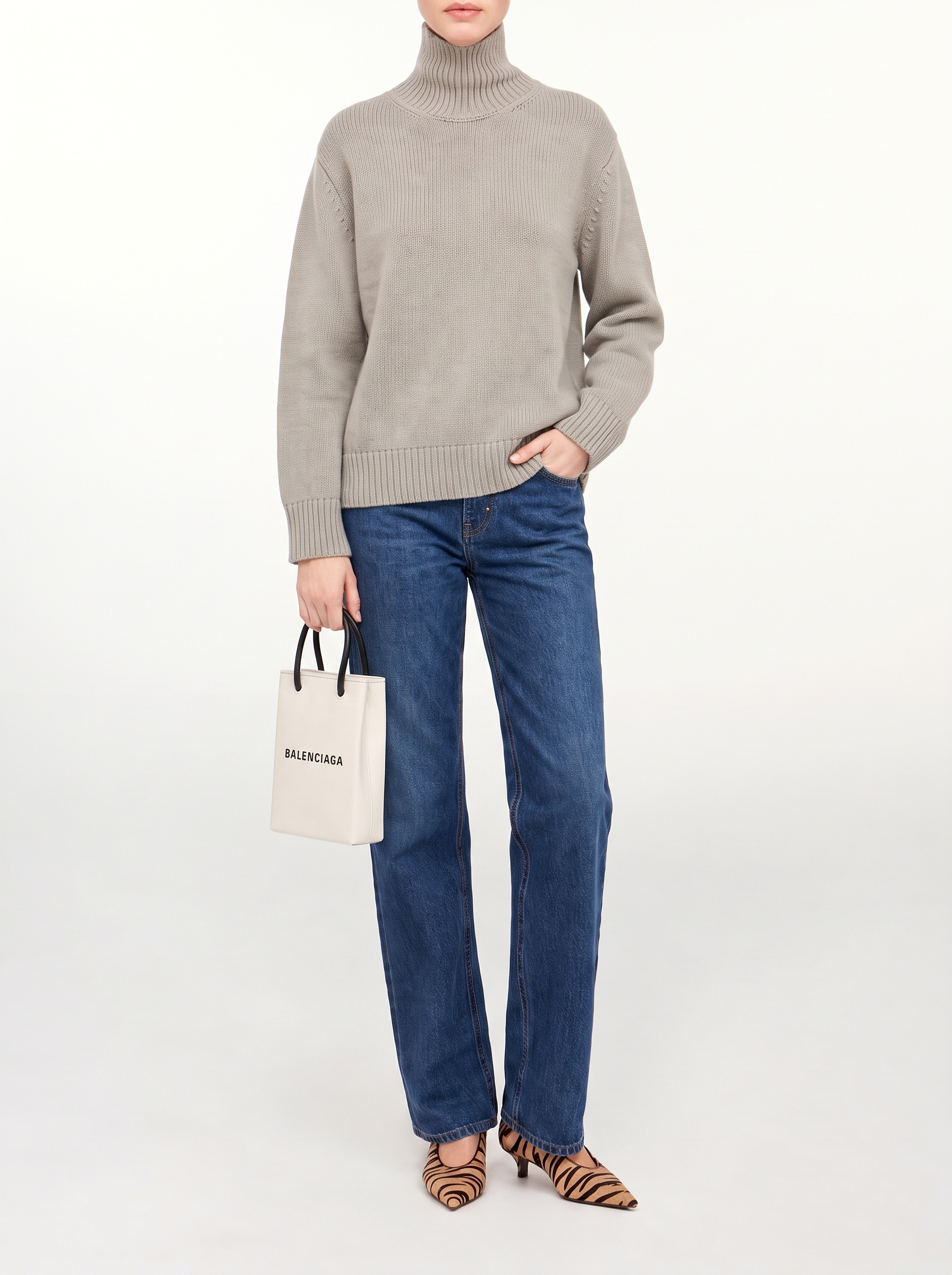 Balenciaga Shopping  2