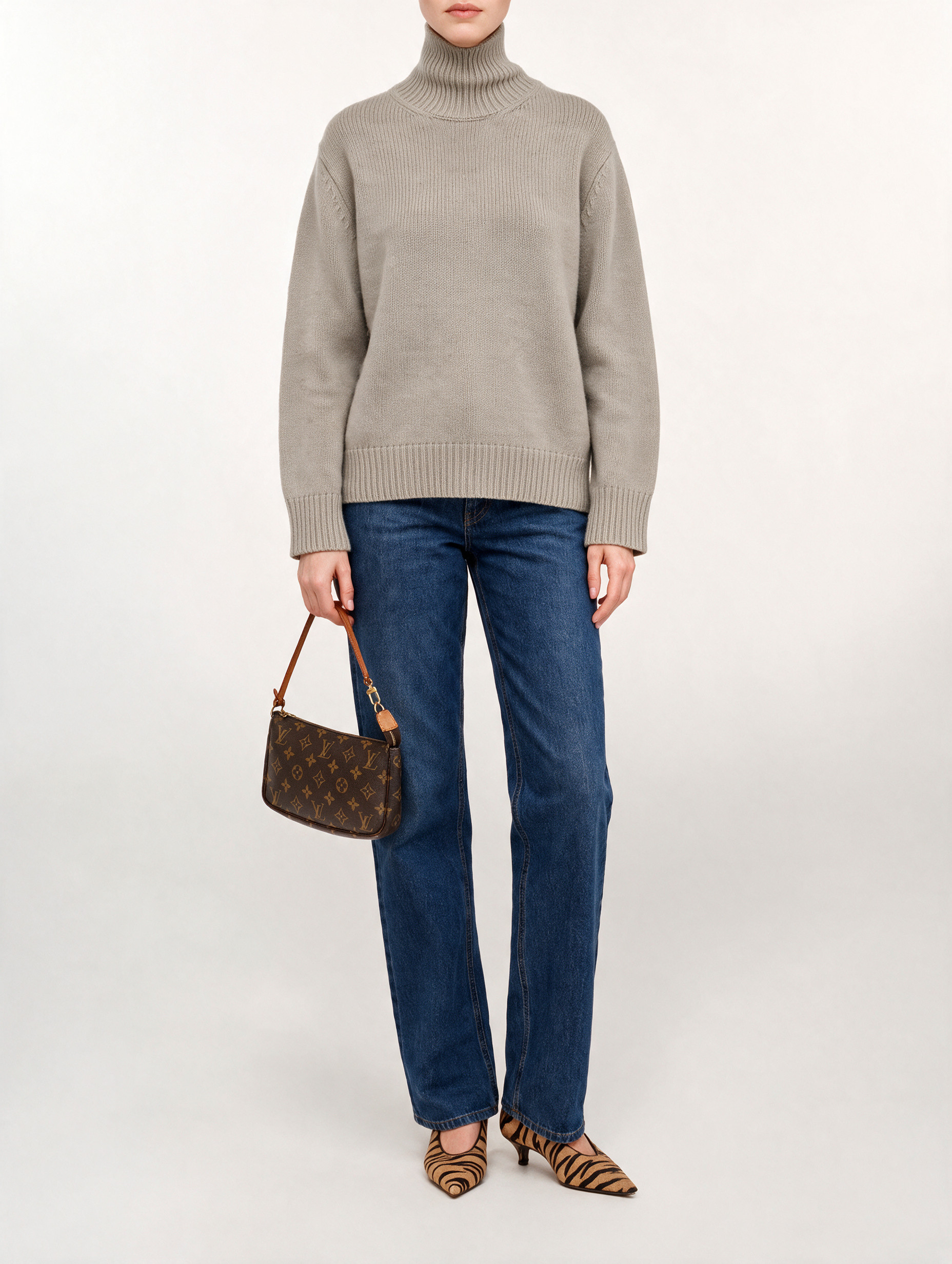 Louis Vuitton Pochette  2