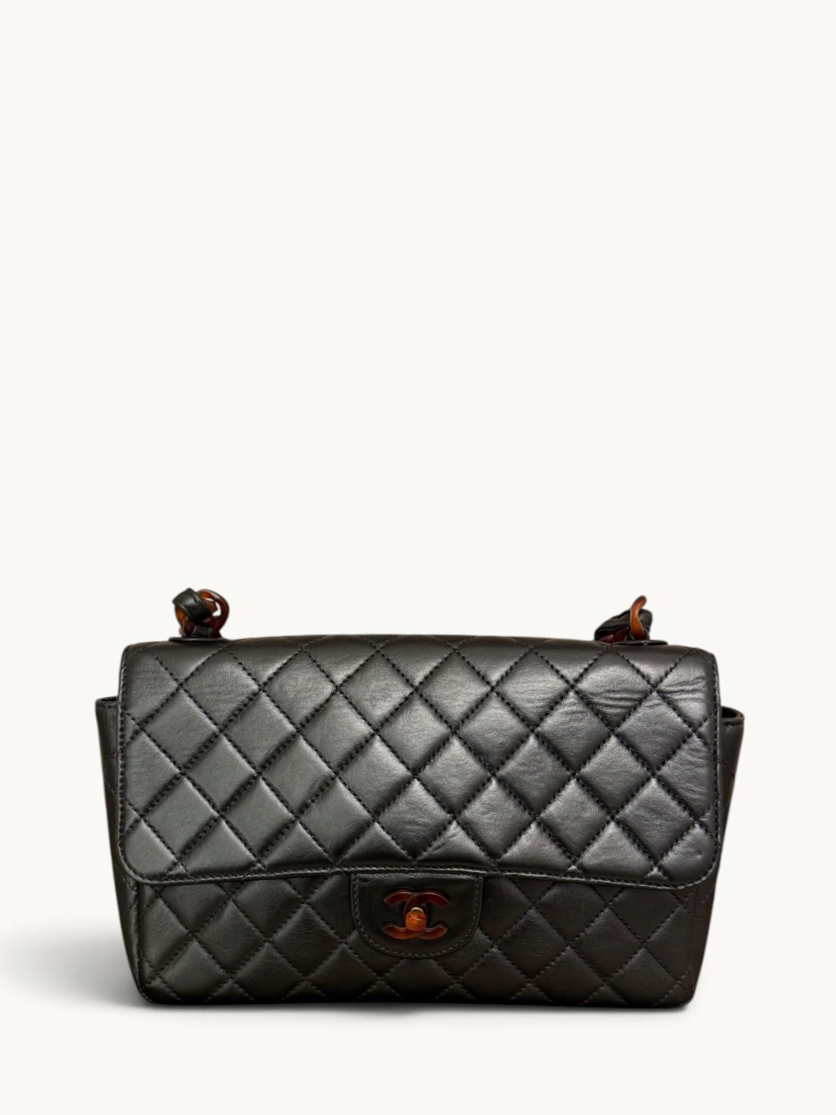 Chanel Timeless Classic 