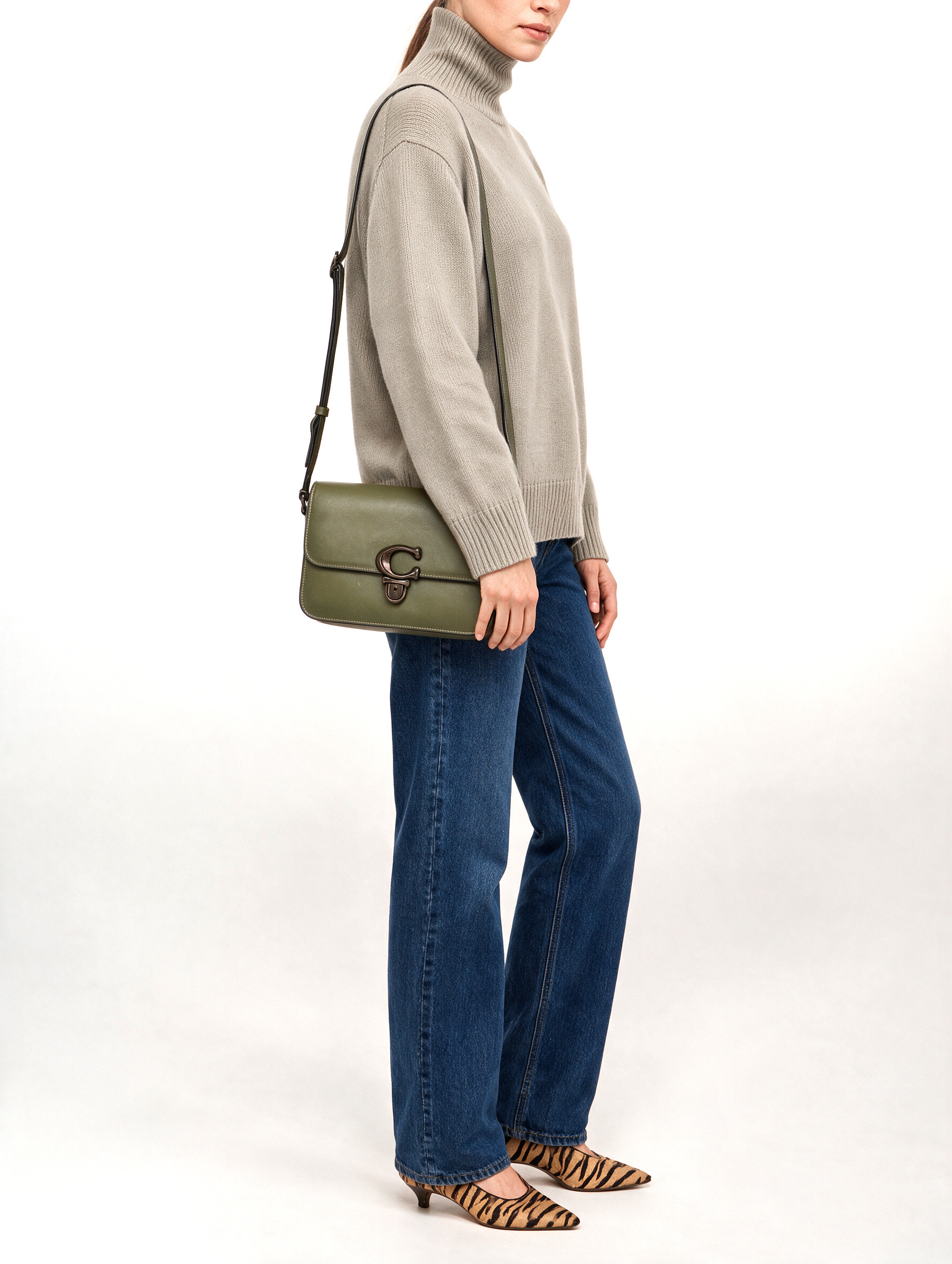 Coach Studio  2