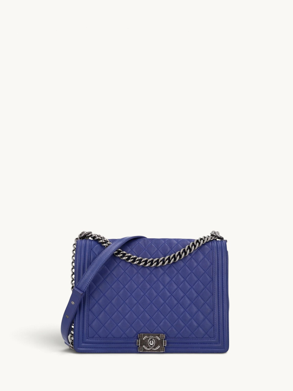 Chanel Boy 