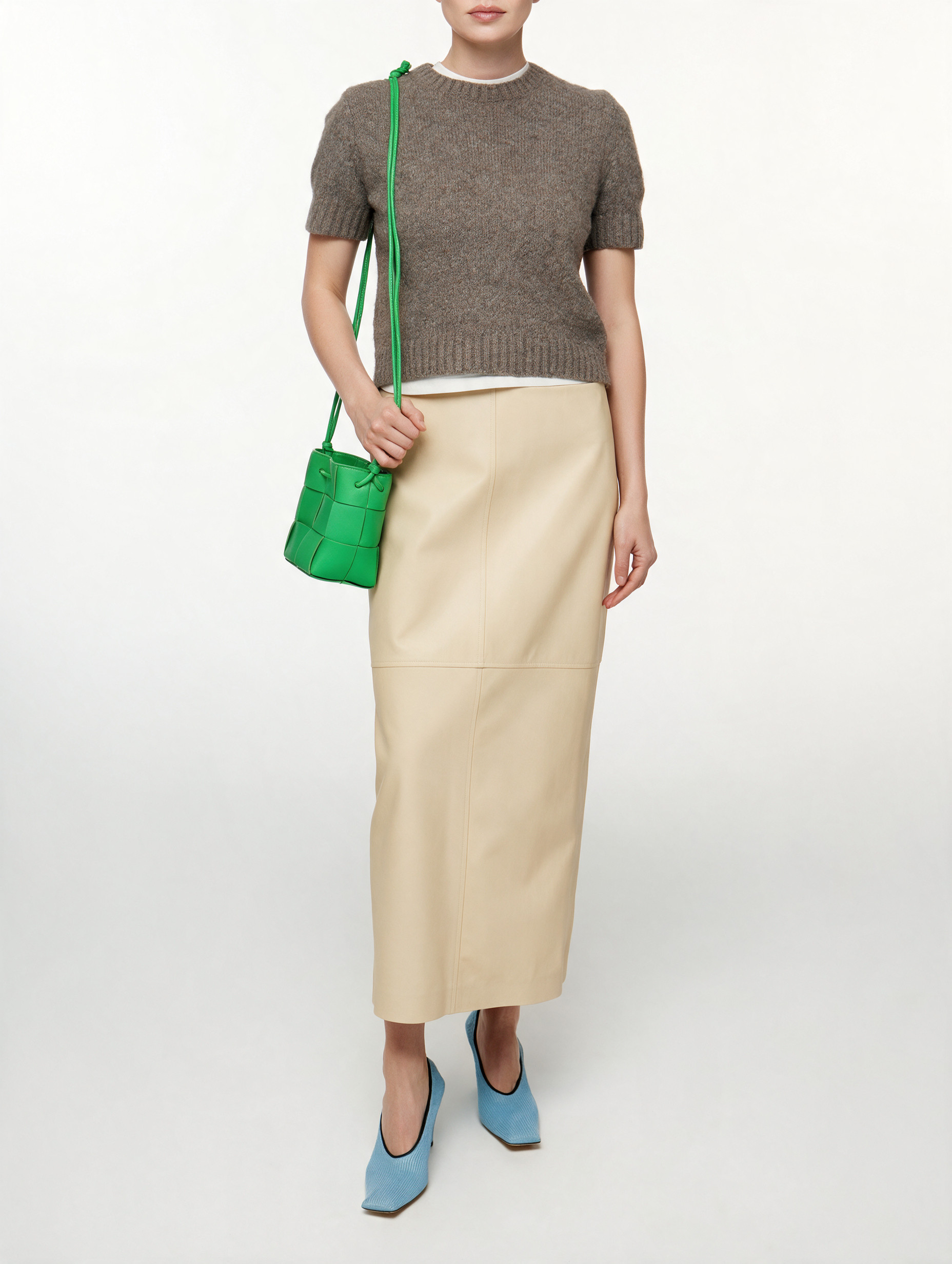 Bottega Veneta Cassette Bucket  2