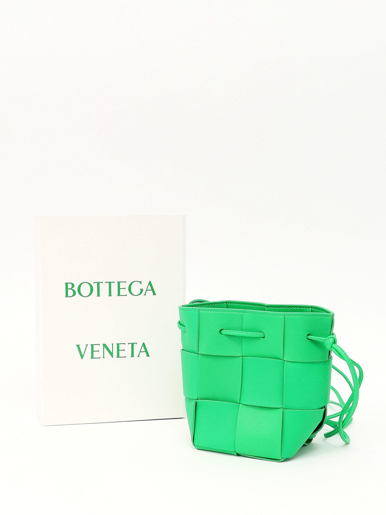 Bottega Veneta Cassette Bucket  5
