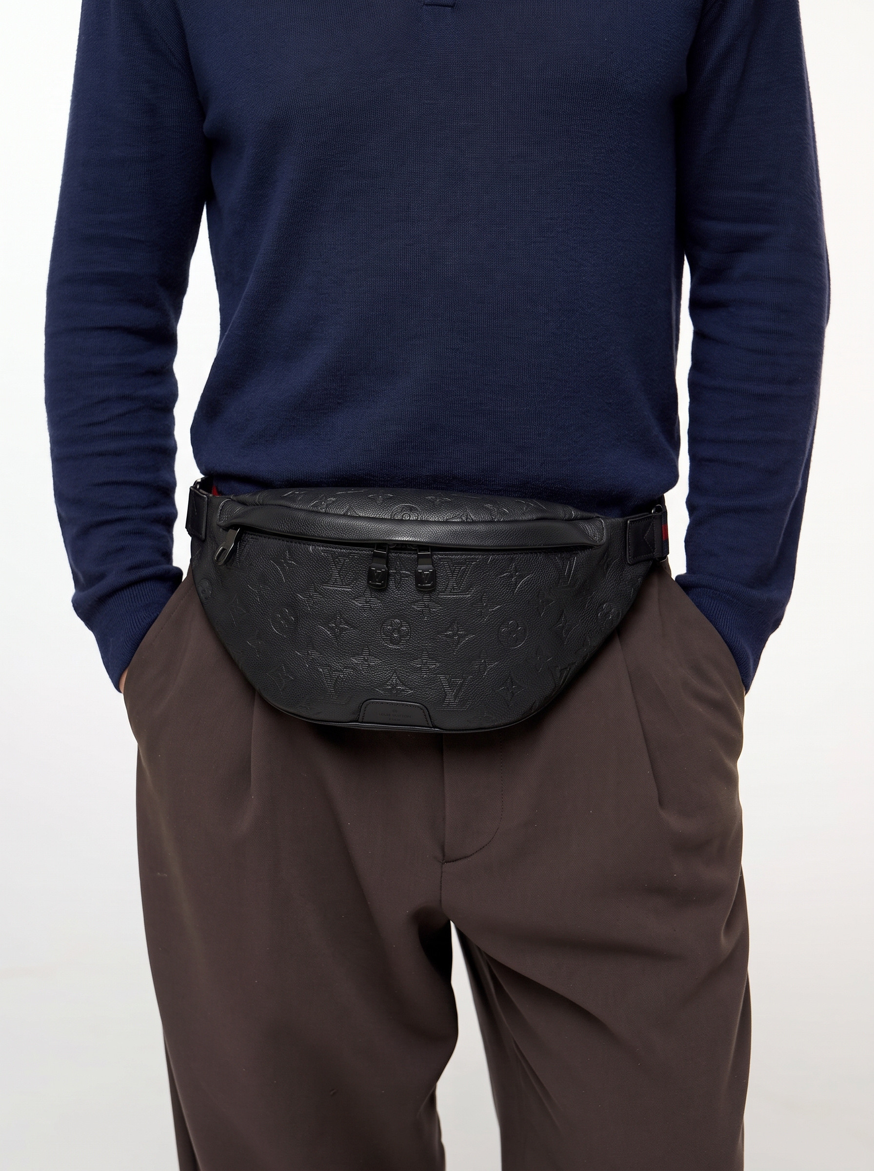 Louis Vuitton Discovery  2