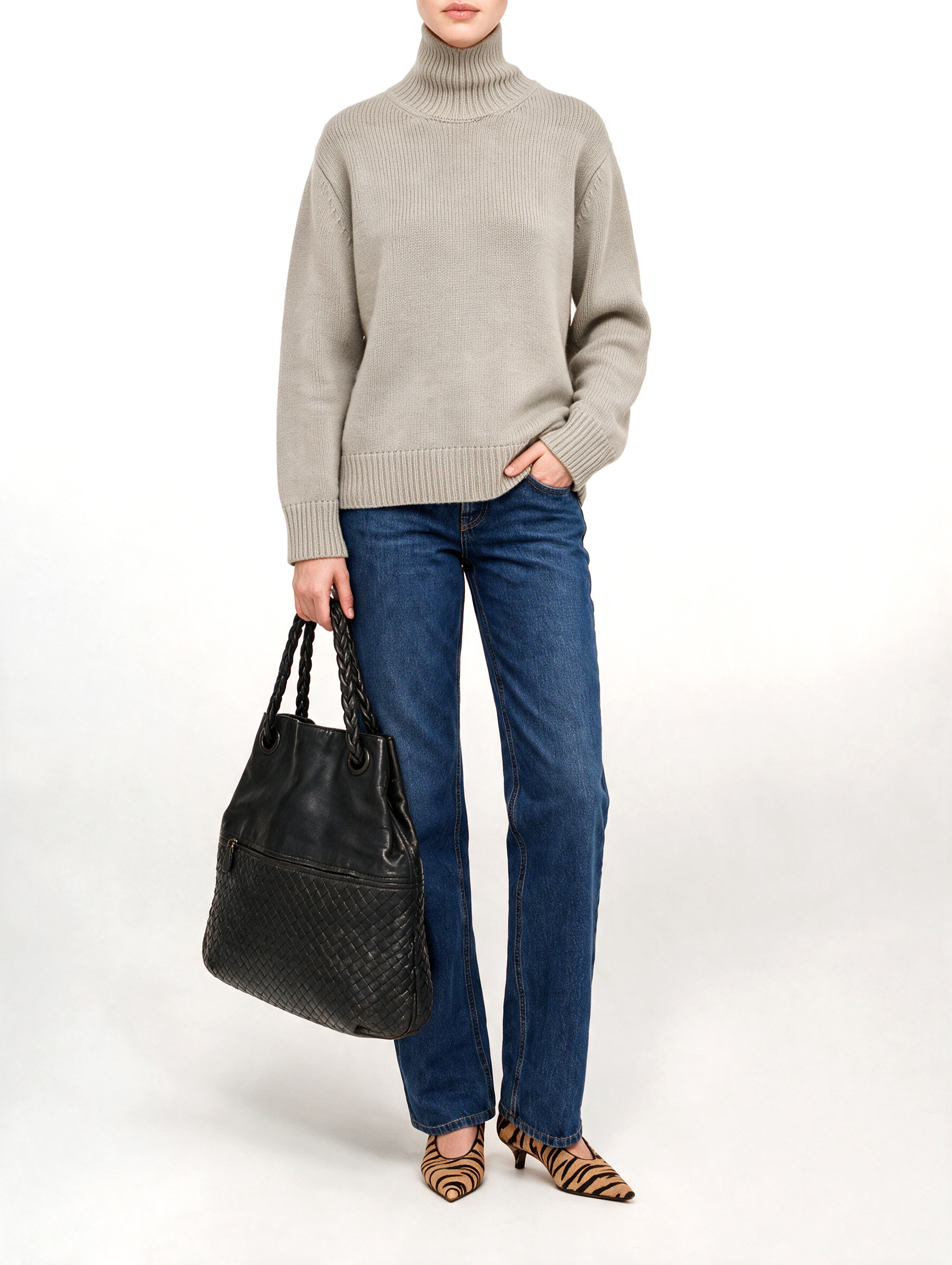 Bottega Veneta Julie  2