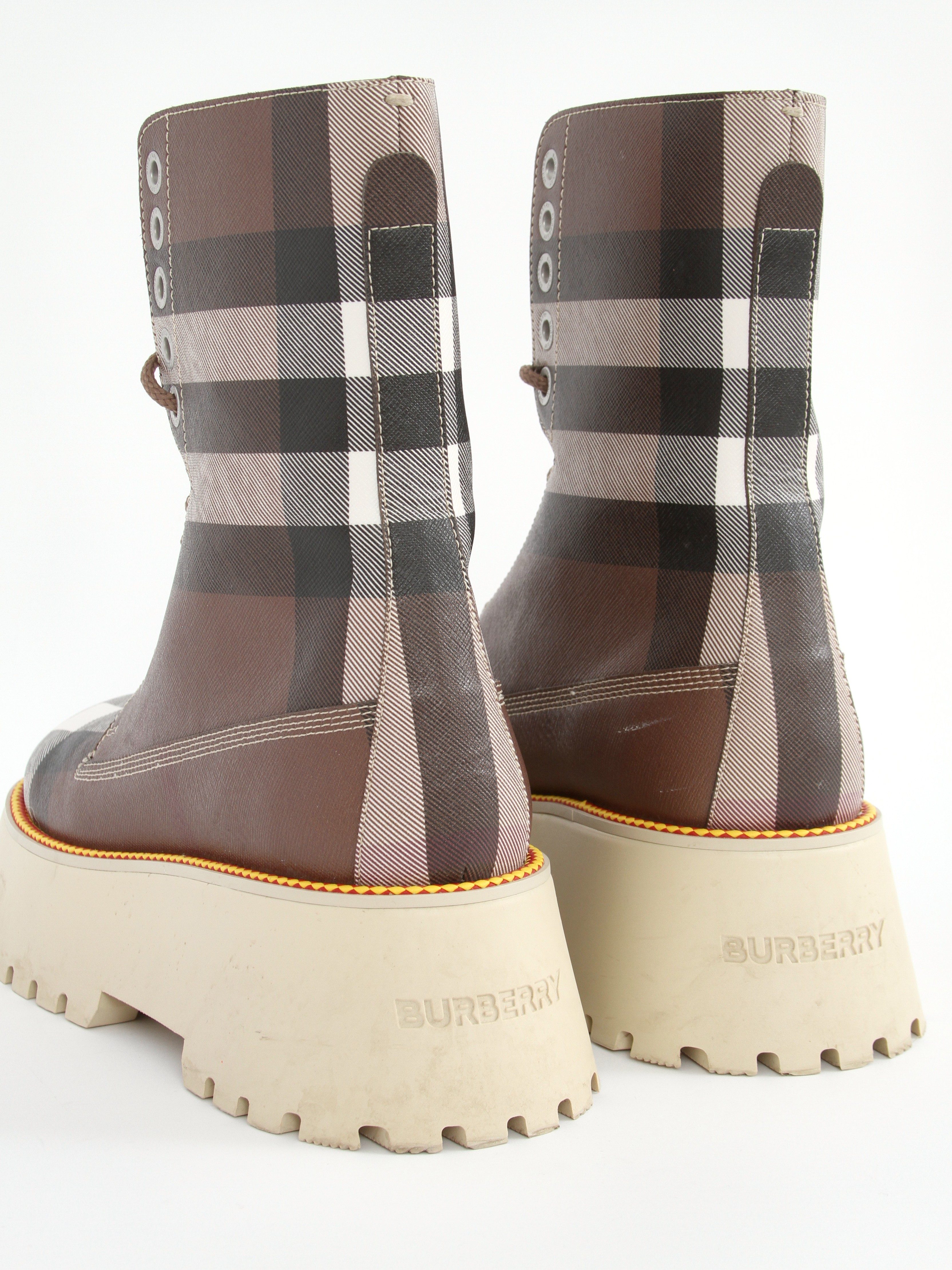 Burberry 39,5 5