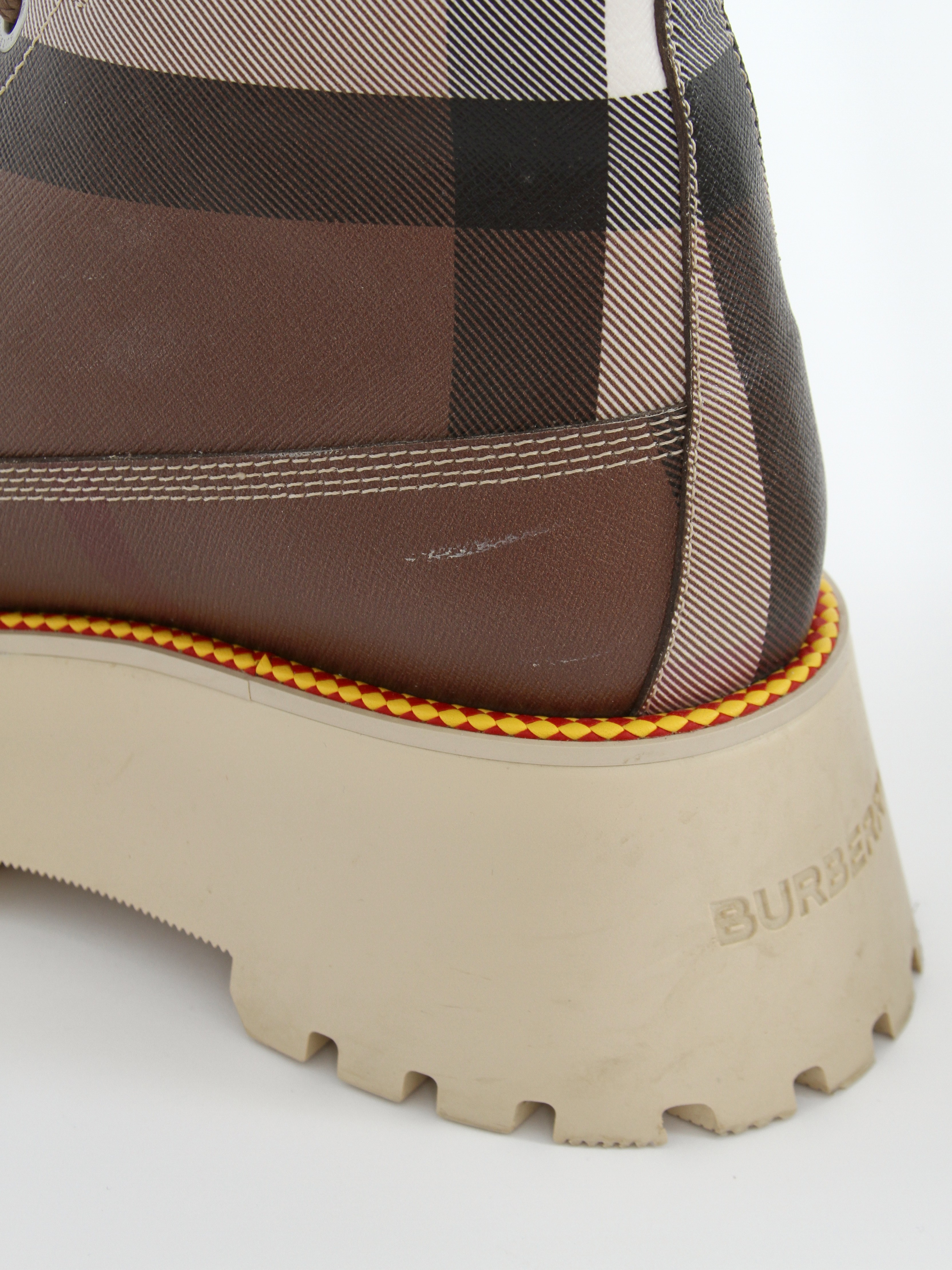 Burberry 39,5 13