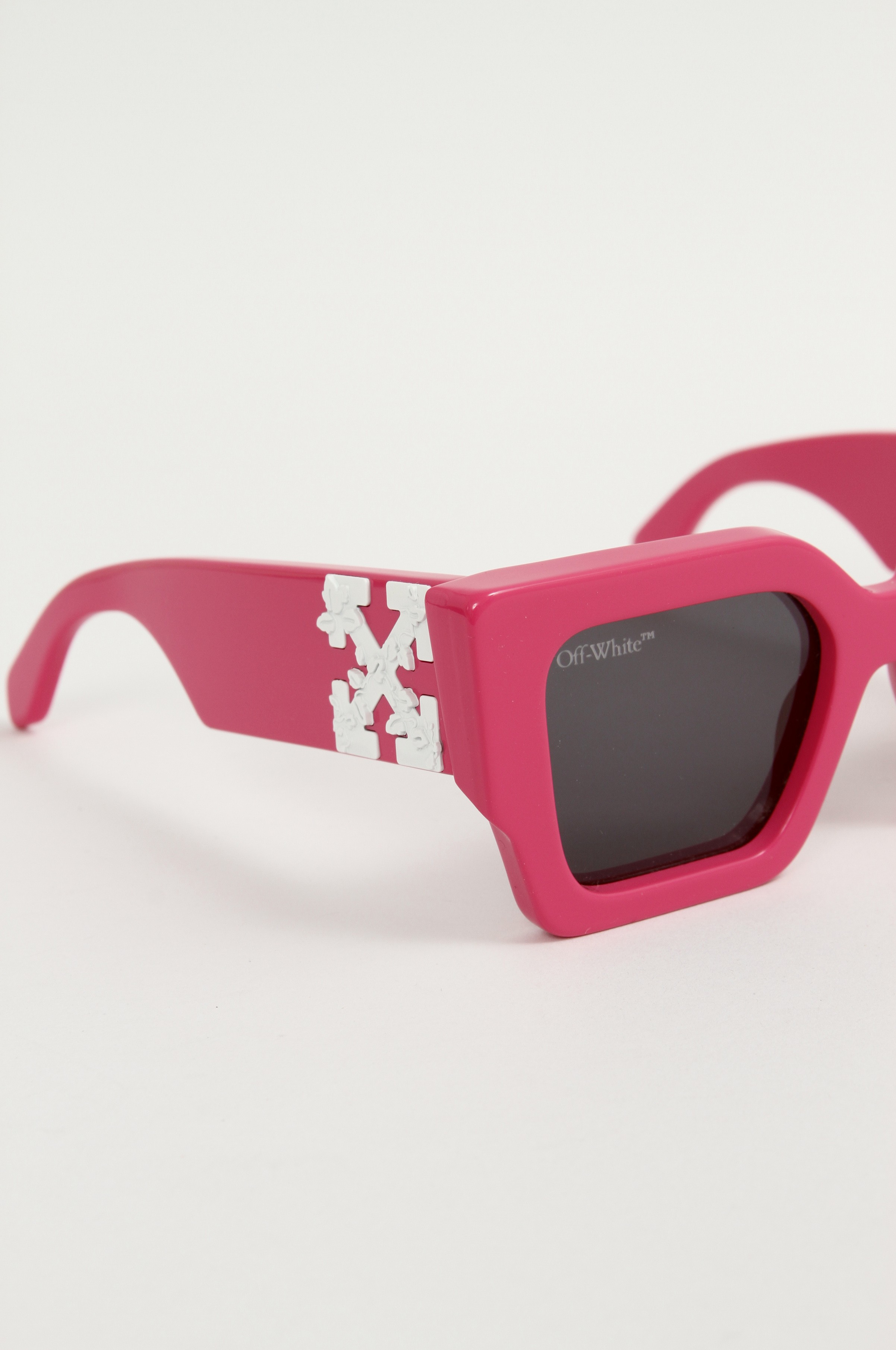 Off-White Sunglasses 4