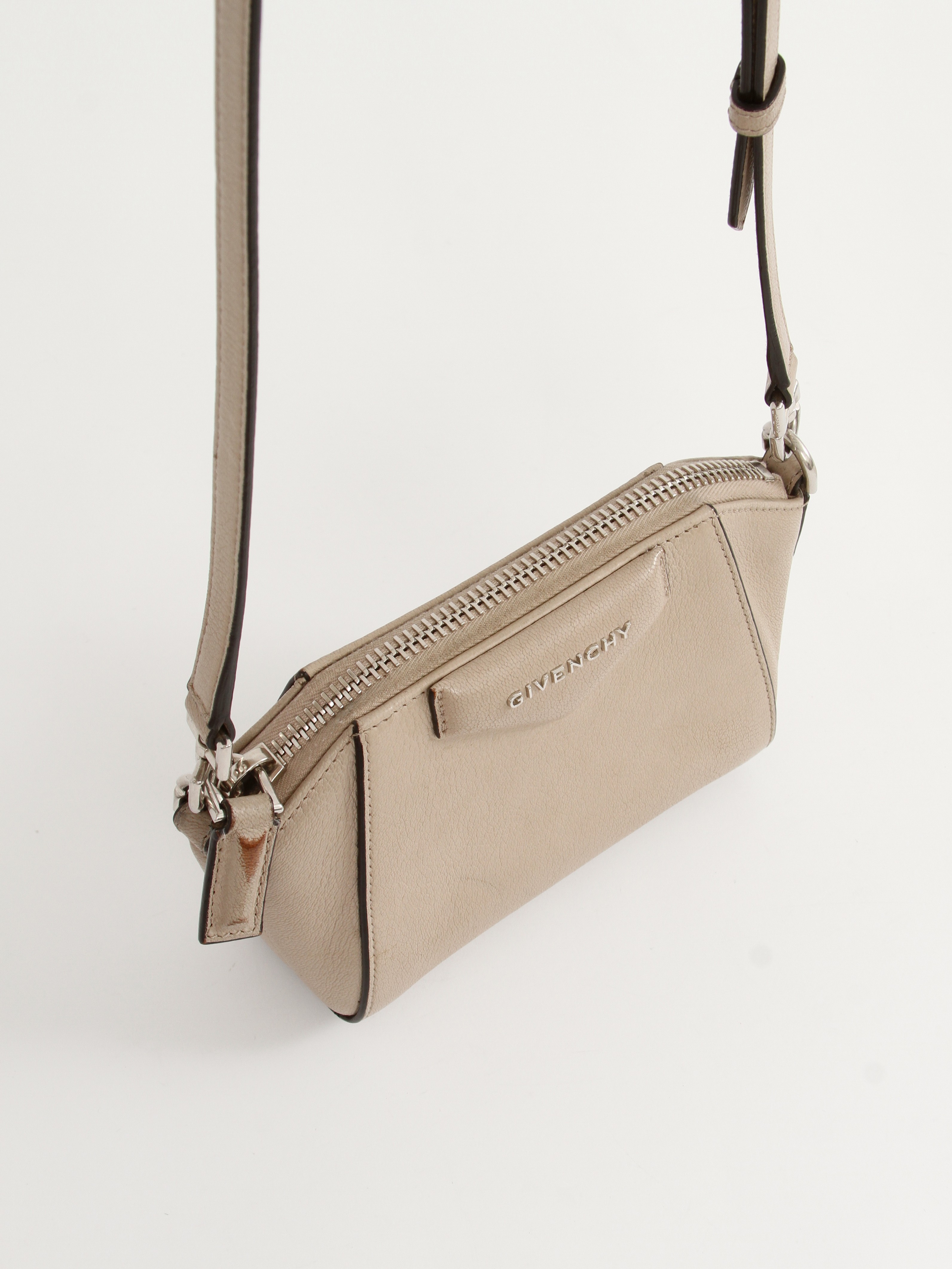 Givenchy Antigona  5