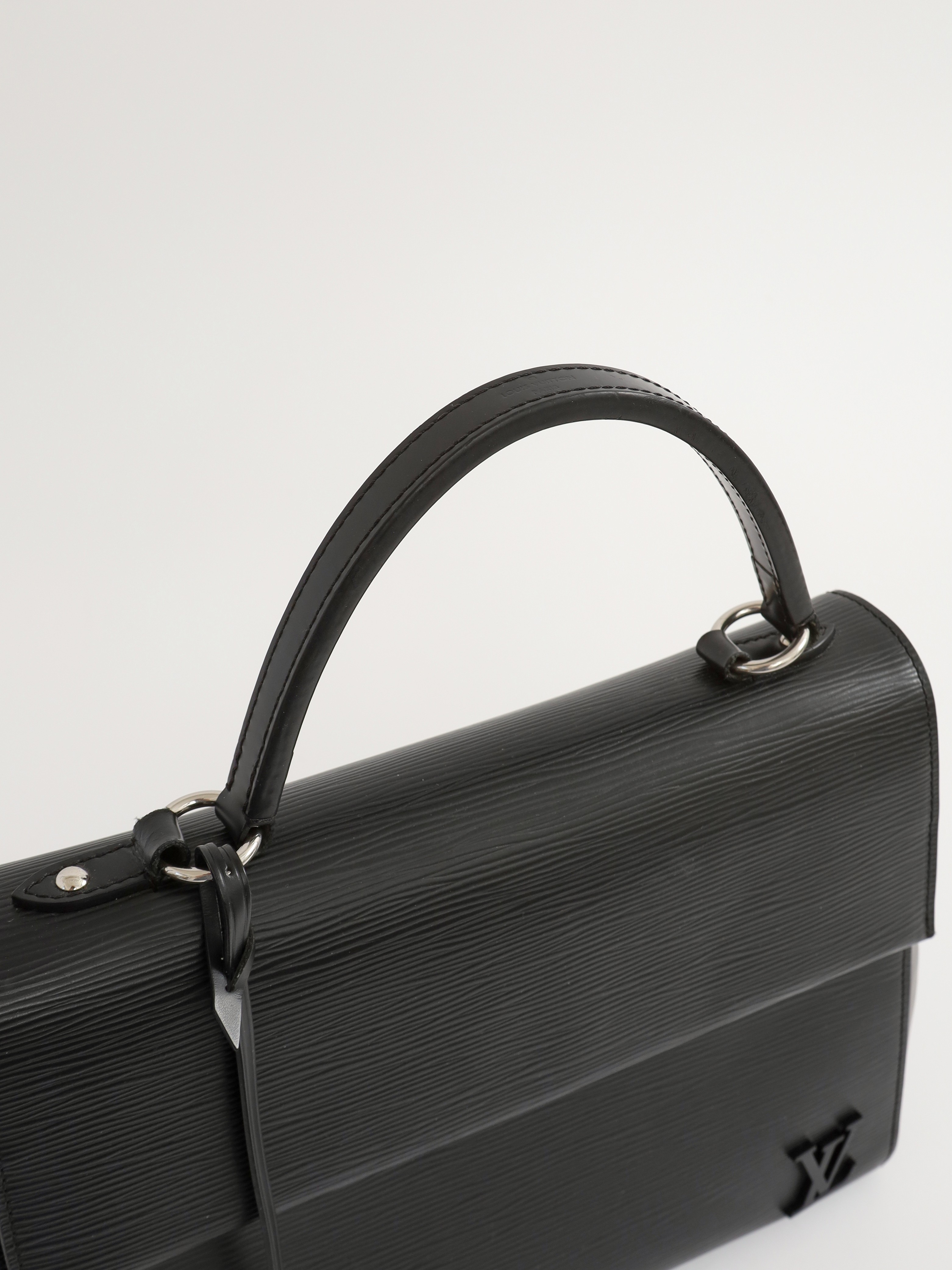 Louis Vuitton Cluny  5