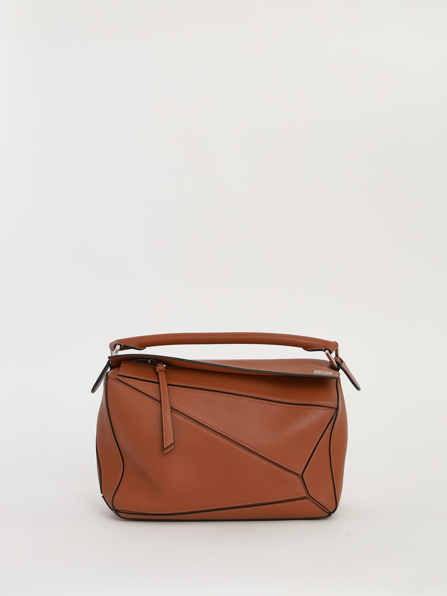 Loewe Puzzle 0
