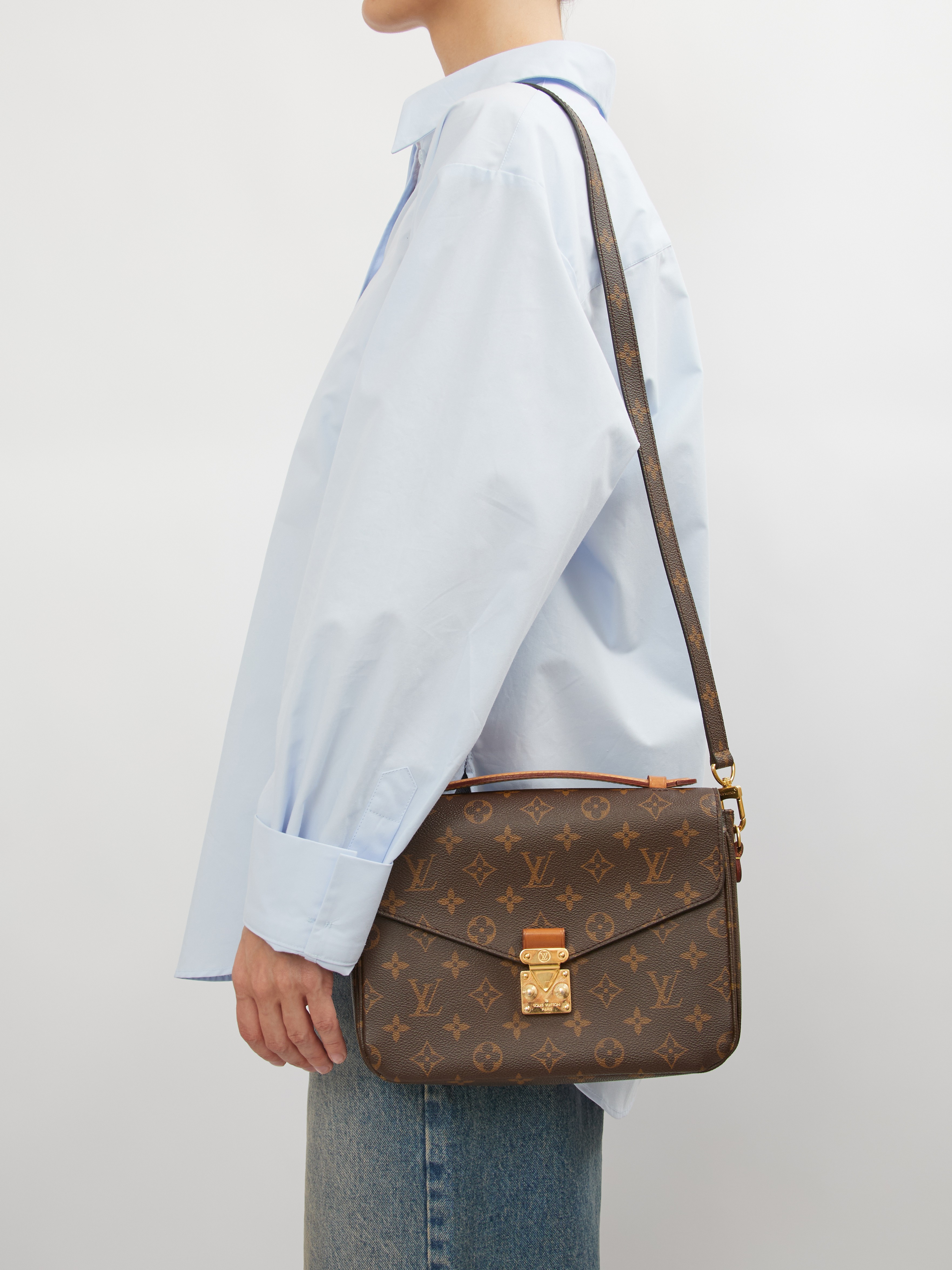 Louis Vuitton Pochette Metis 2