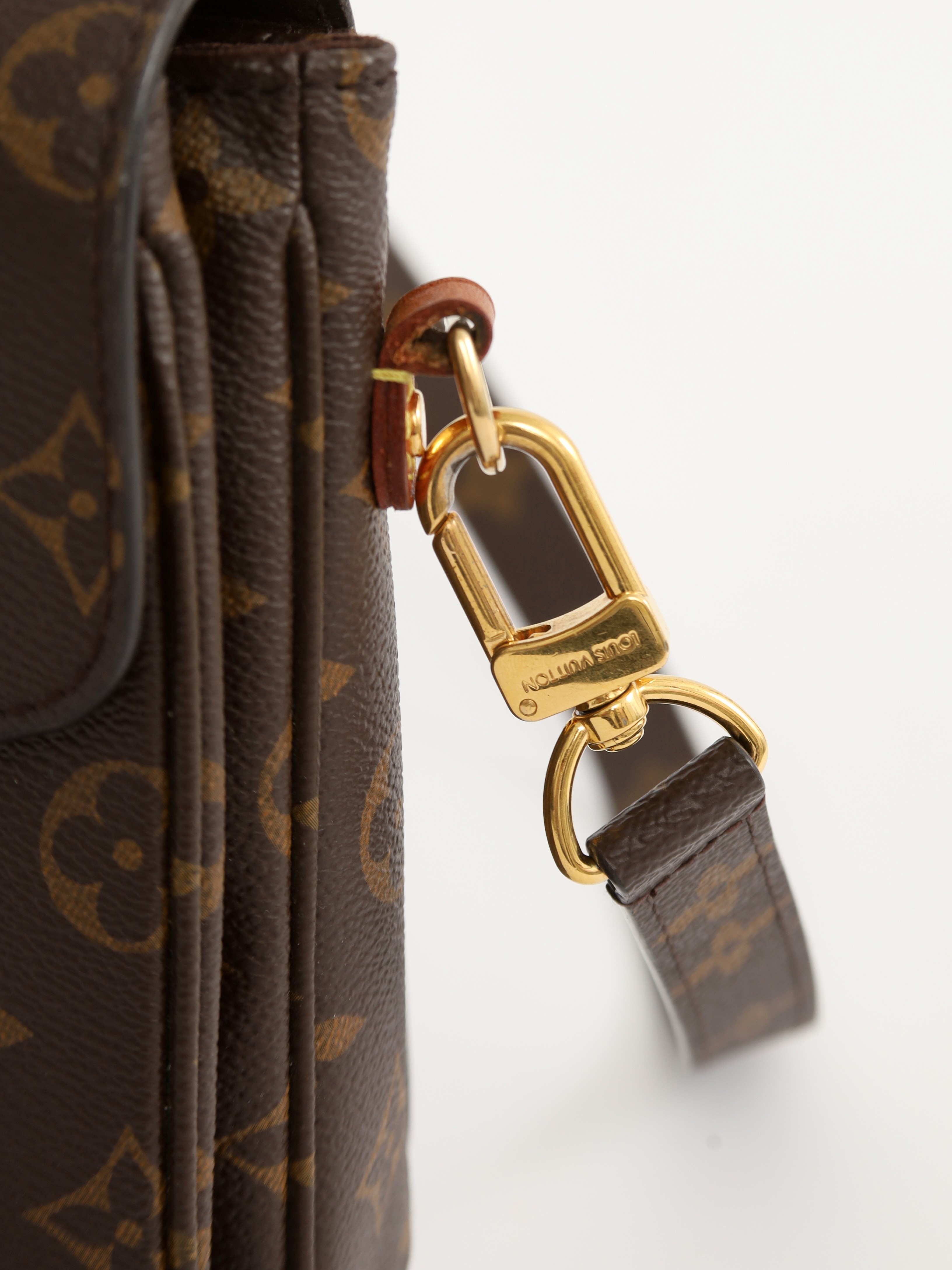 Louis Vuitton Pochette Metis 7