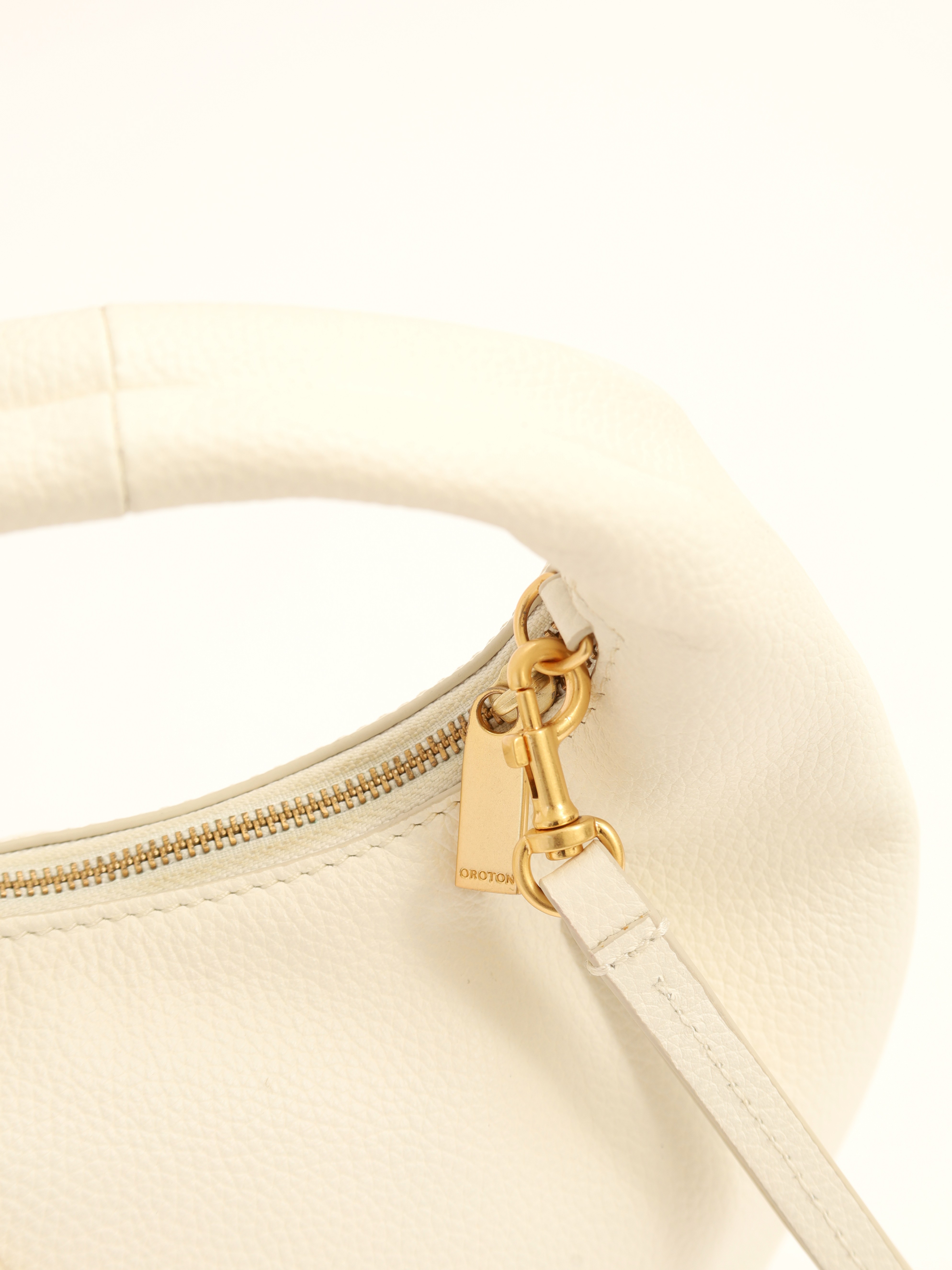 Oroton Leather Bag 9