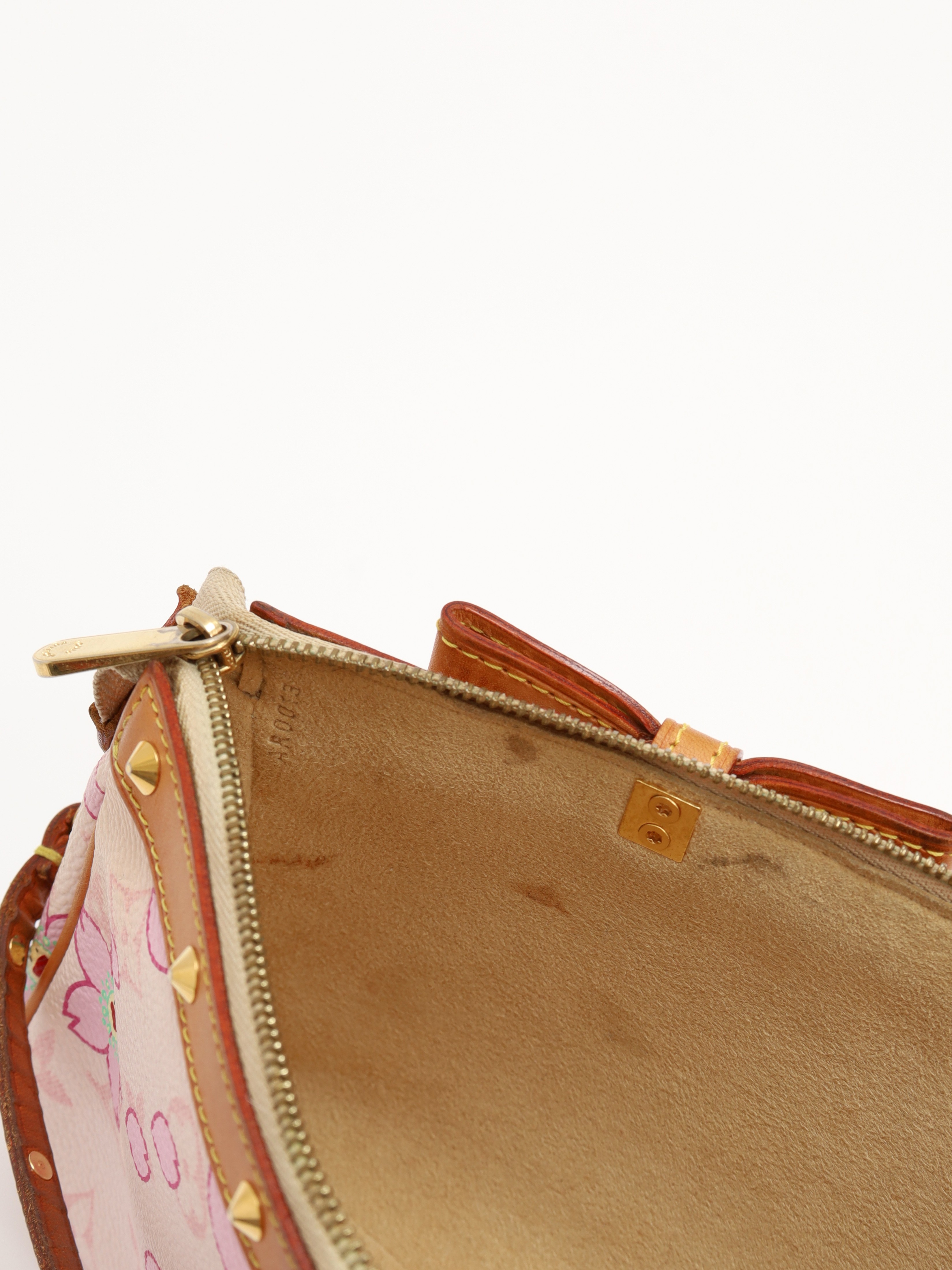 Louis Vuitton Pochette 10