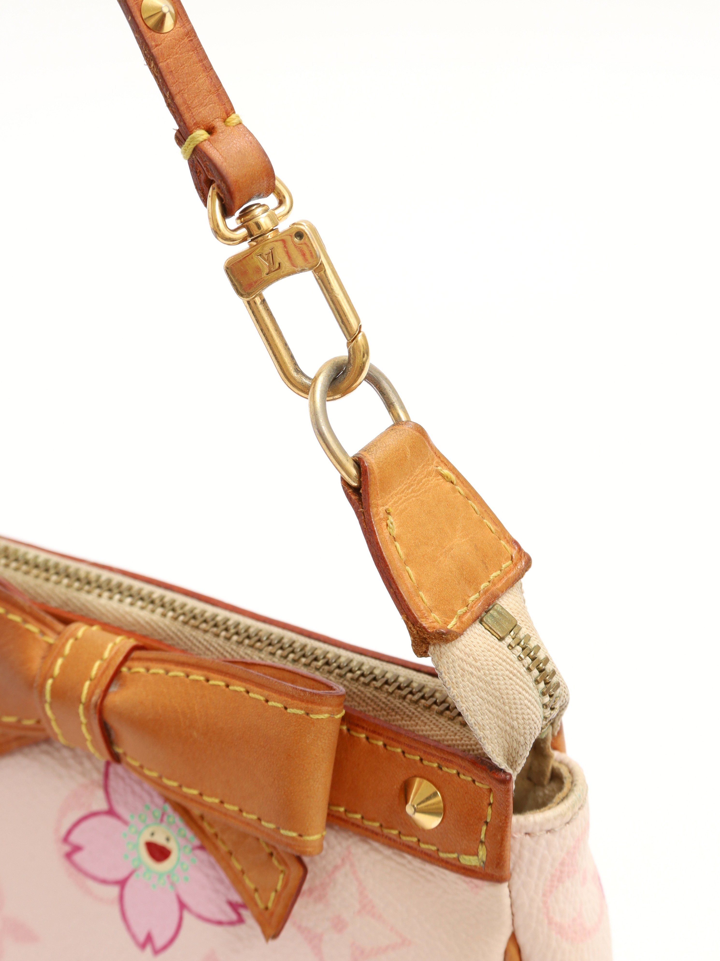 Louis Vuitton Pochette 4