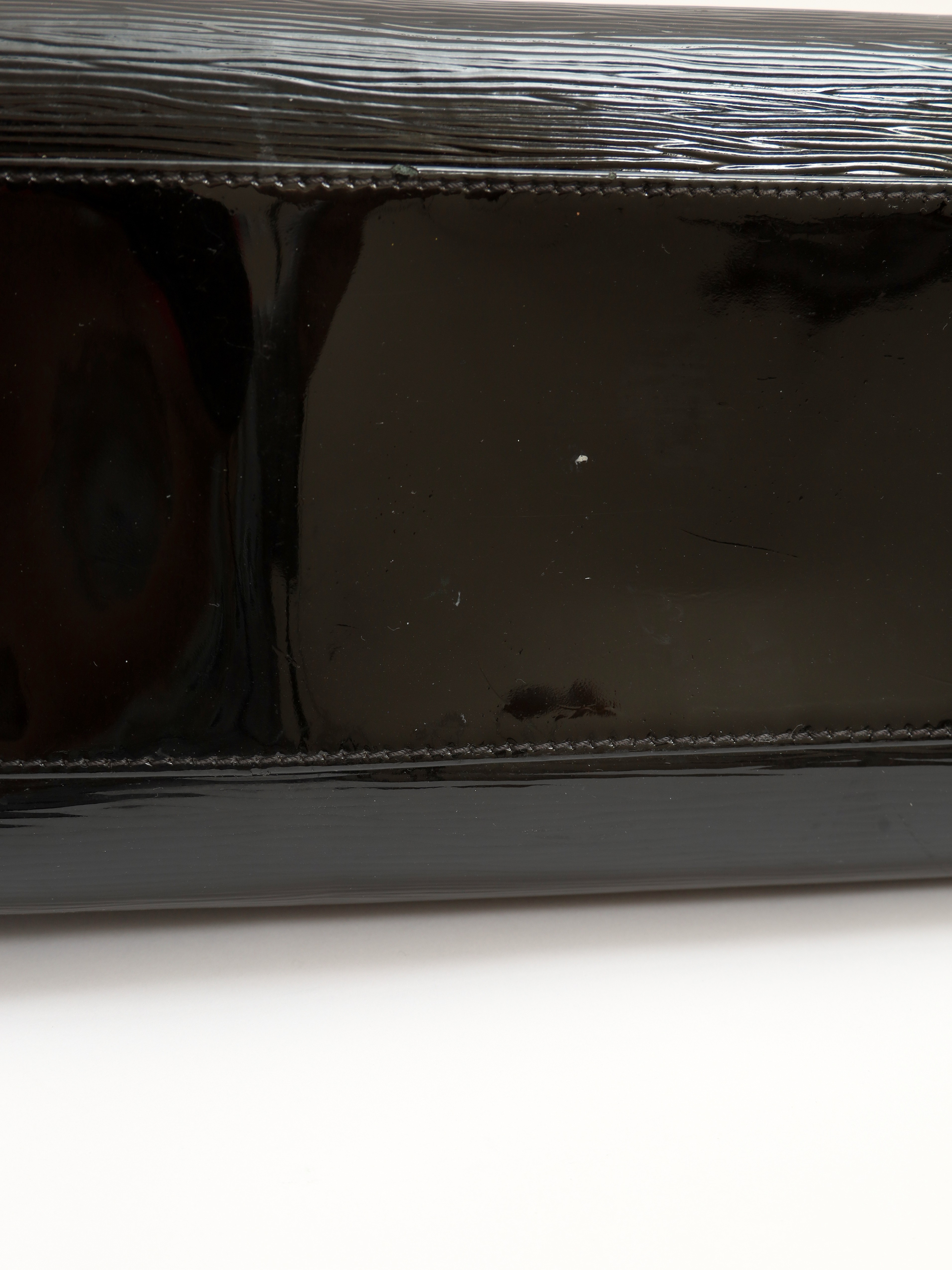 Louis Vuitton Brea 12