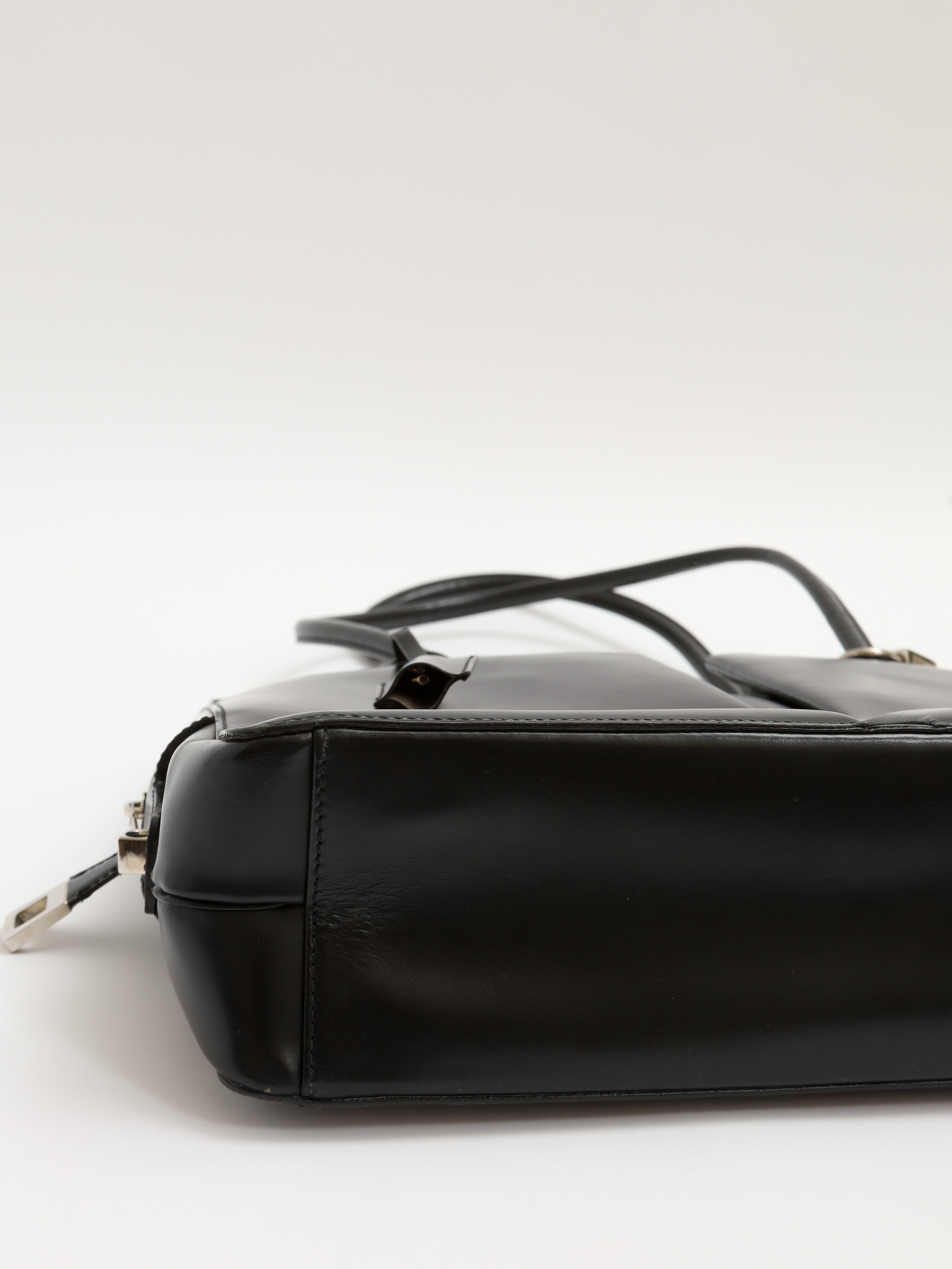 Bally Leather Bag  8