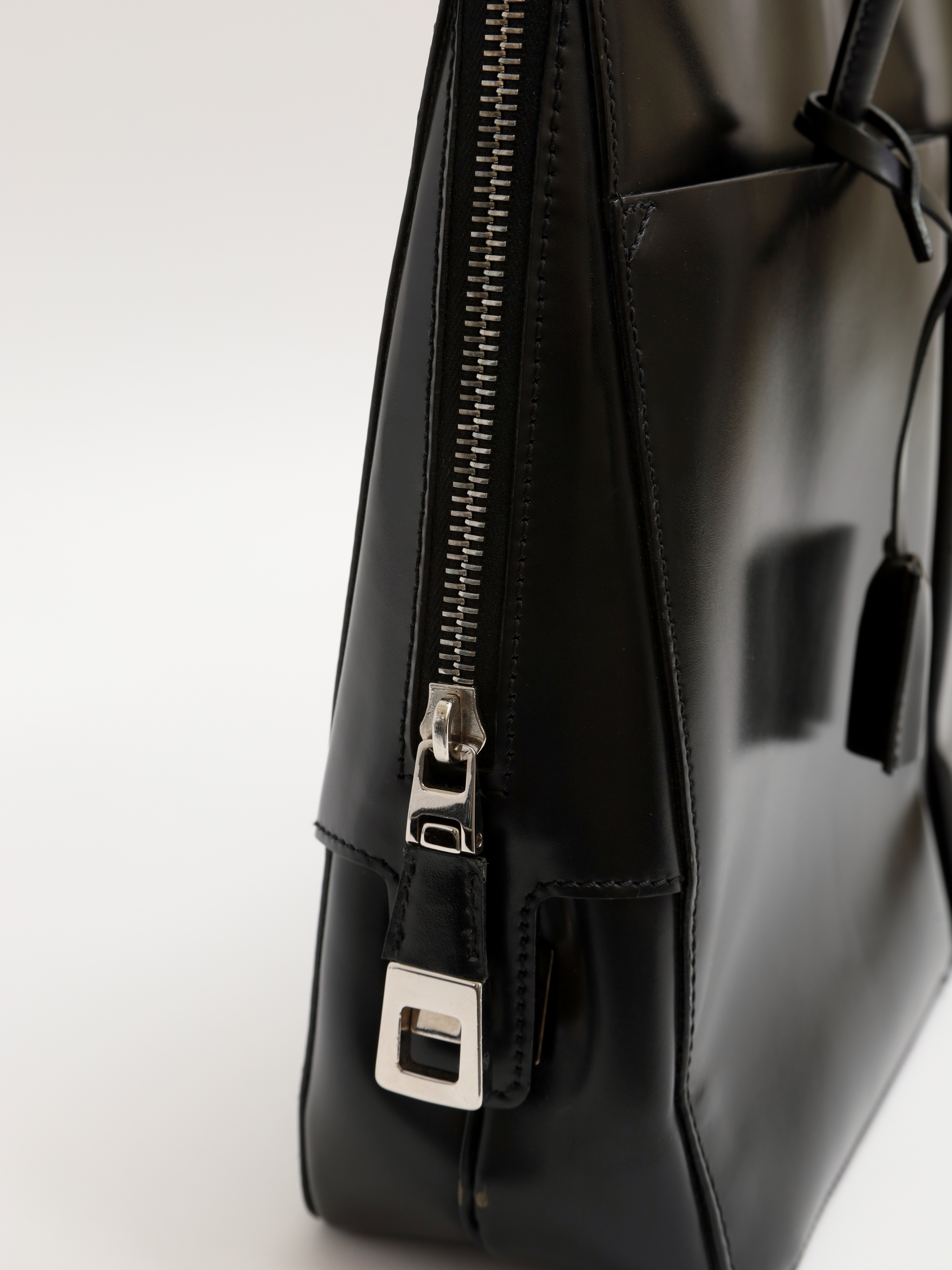 Bally Leather Bag  7