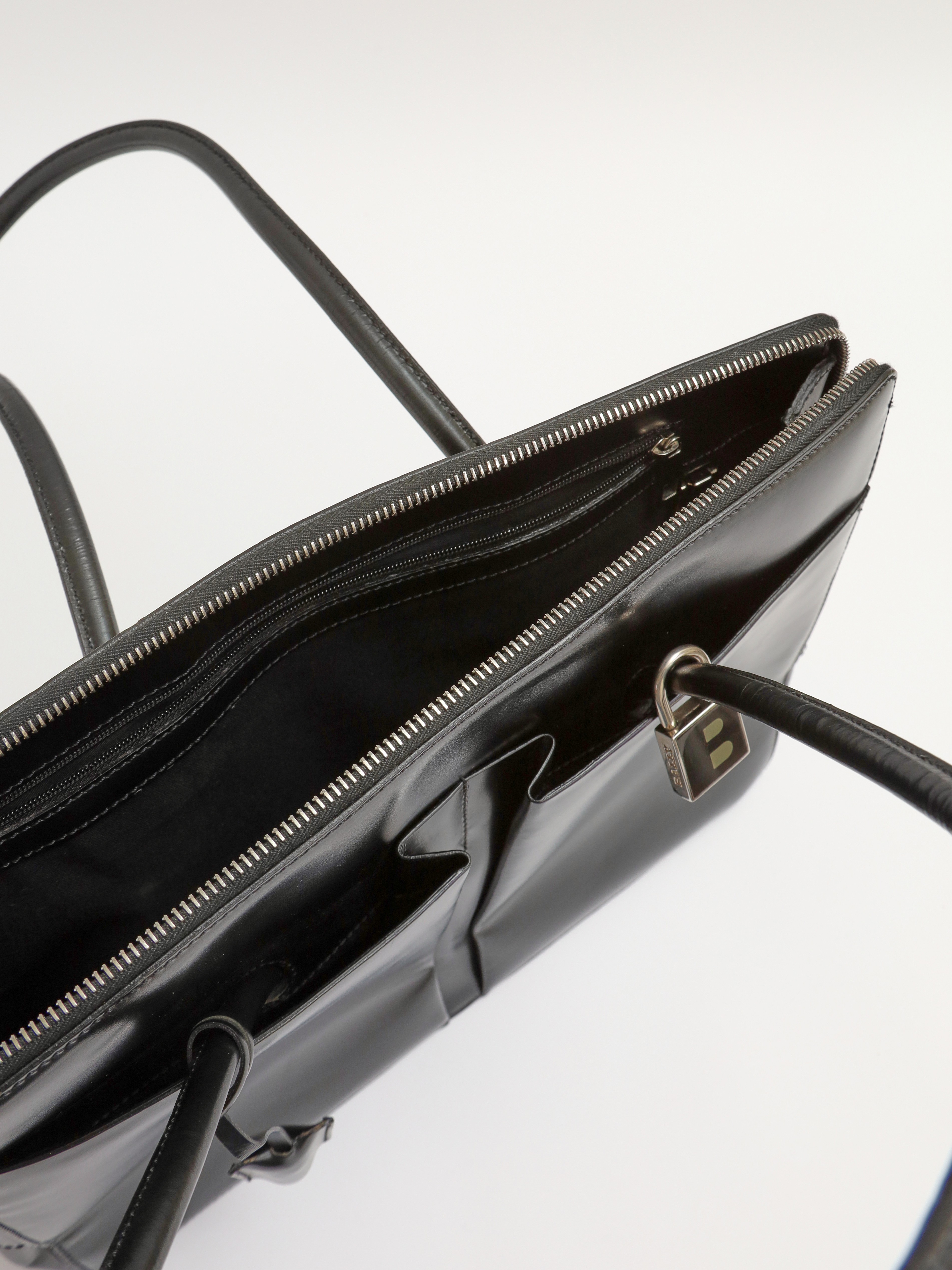 Bally Leather Bag  10