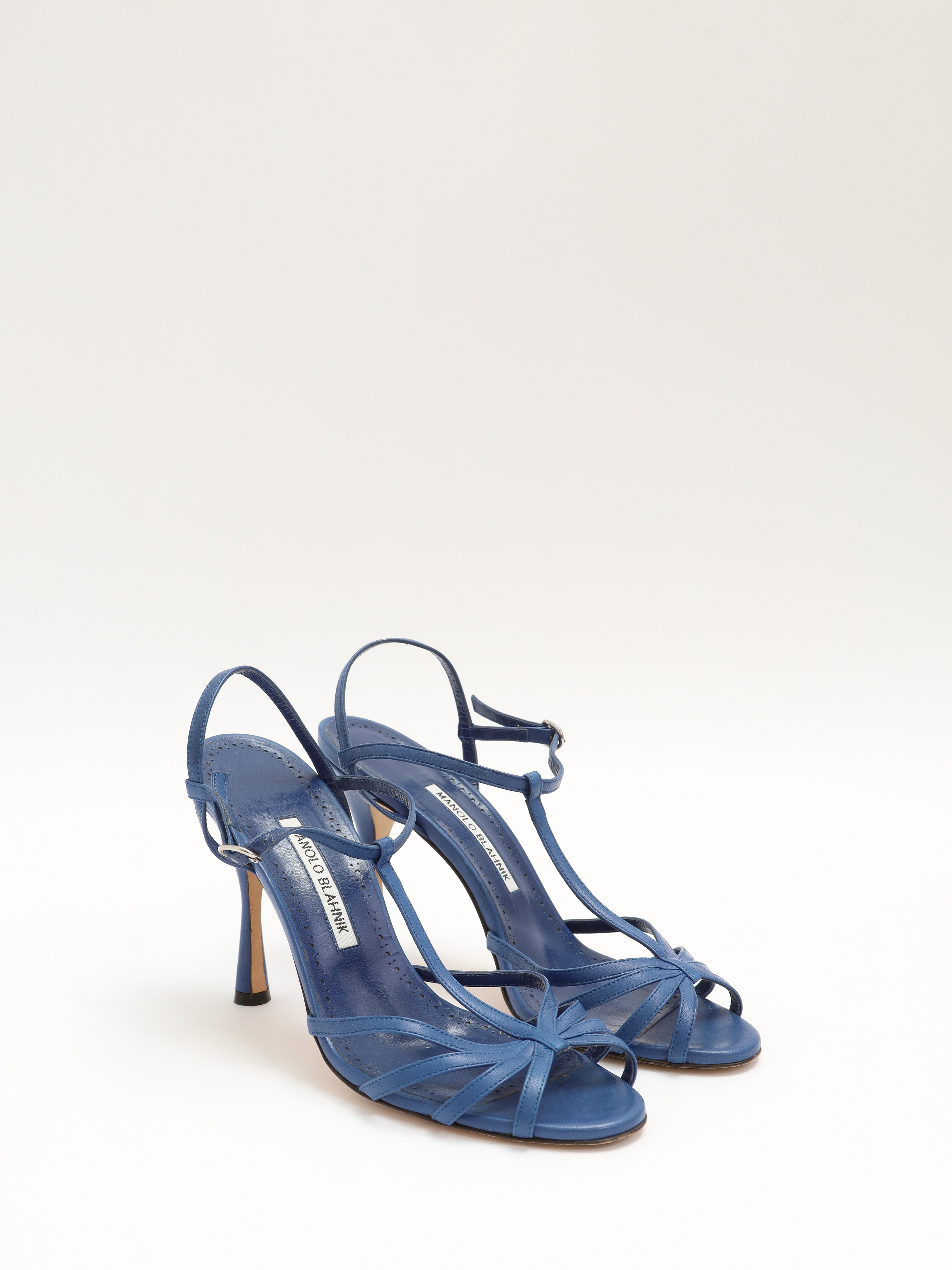 Manolo Blahnik Shoes 39 2