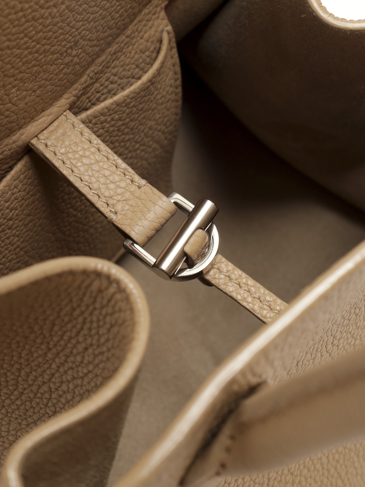 The Row Margaux 10 8