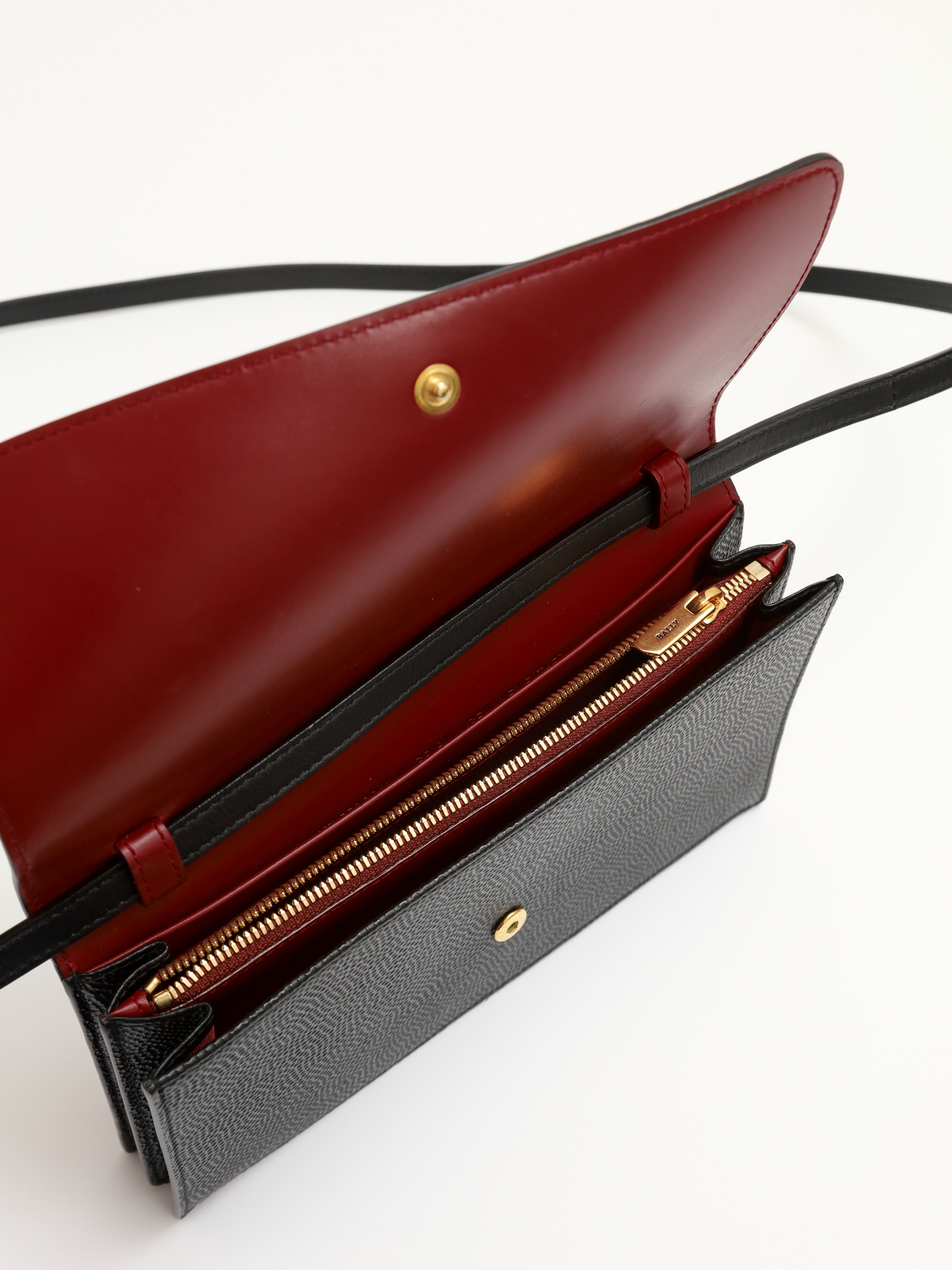 Bally Leather Bag  8