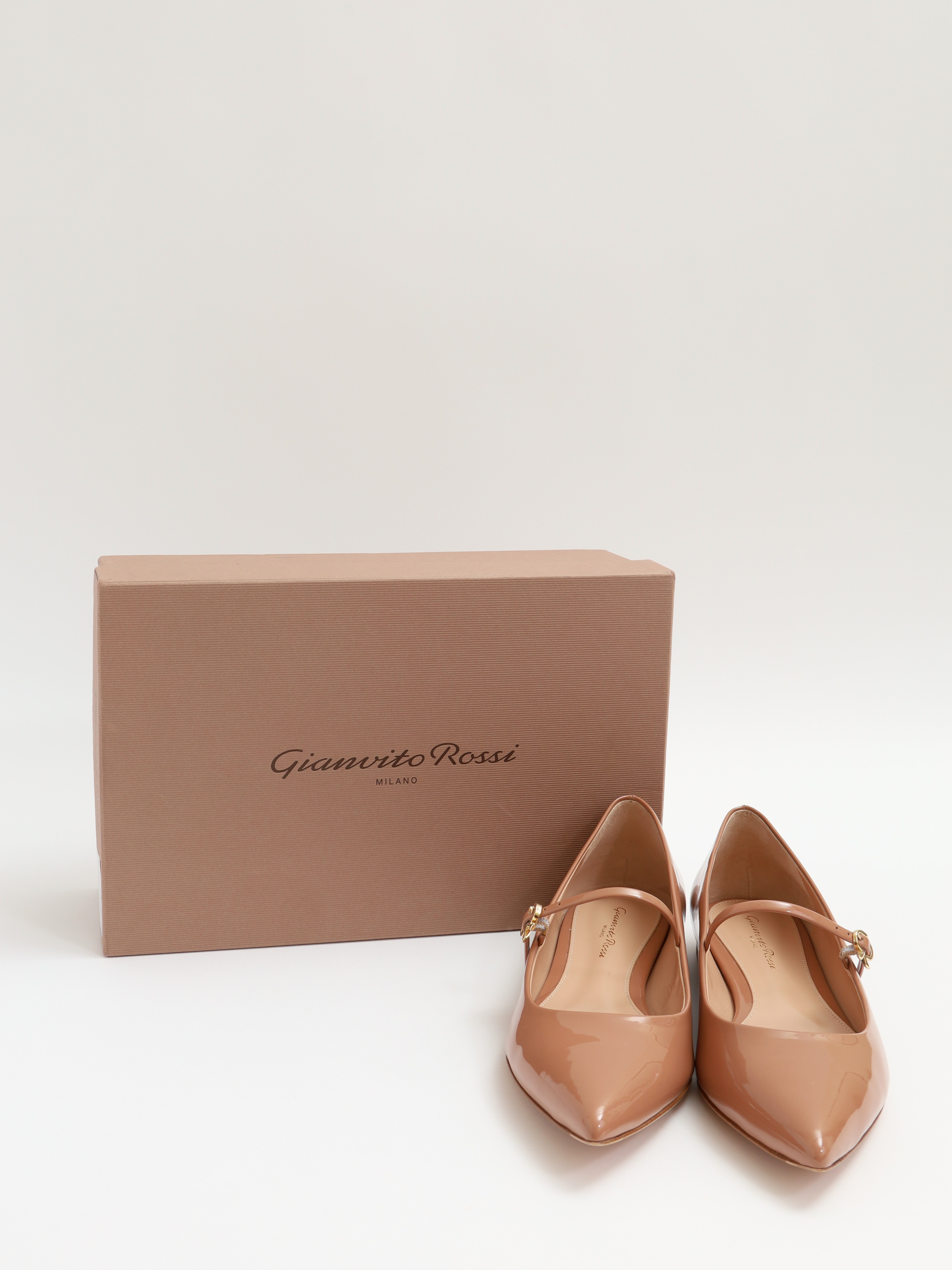 Gianvito Rossi Shoes 39.5 9