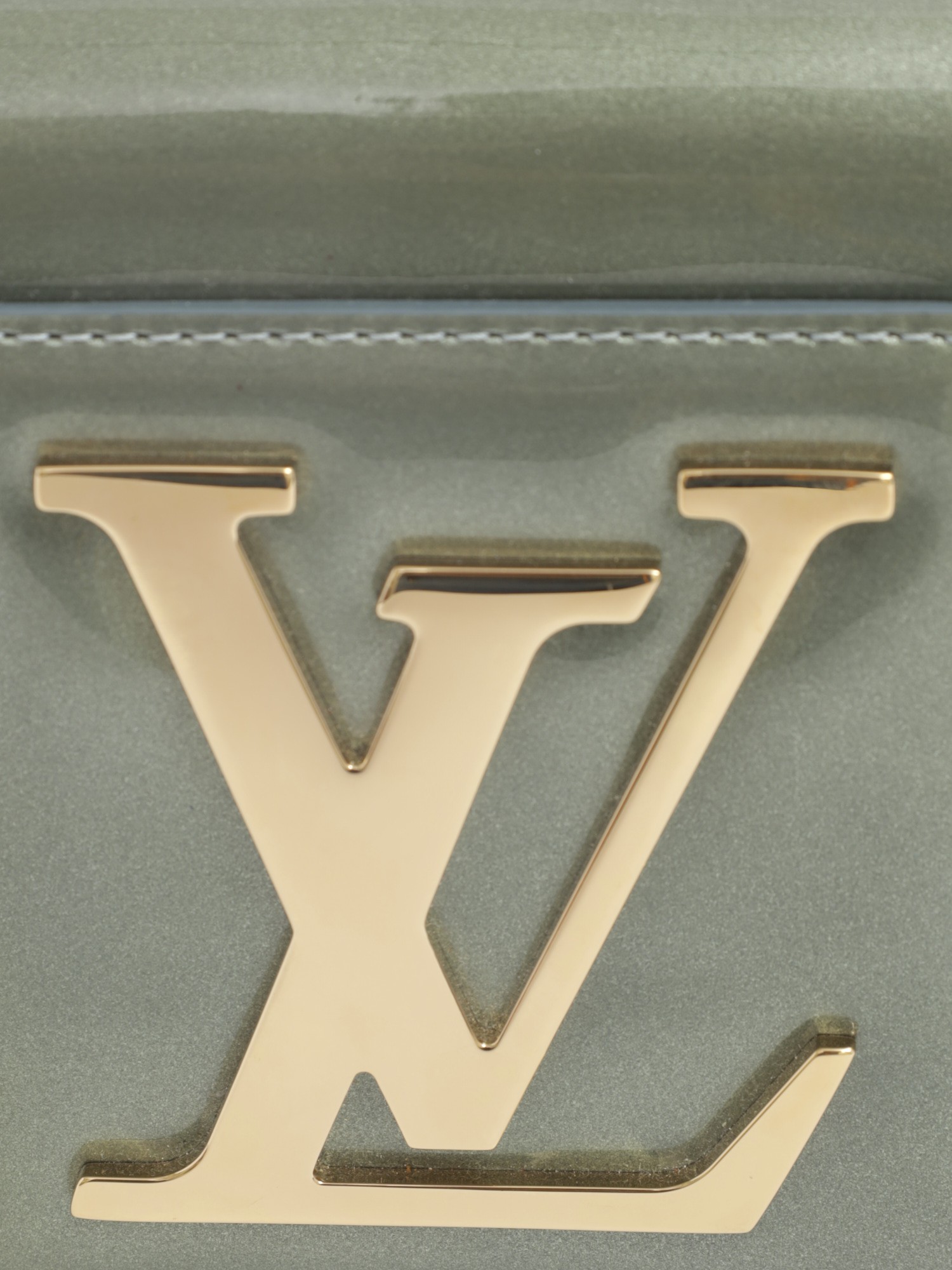 Louis Vuitton Sobe  5